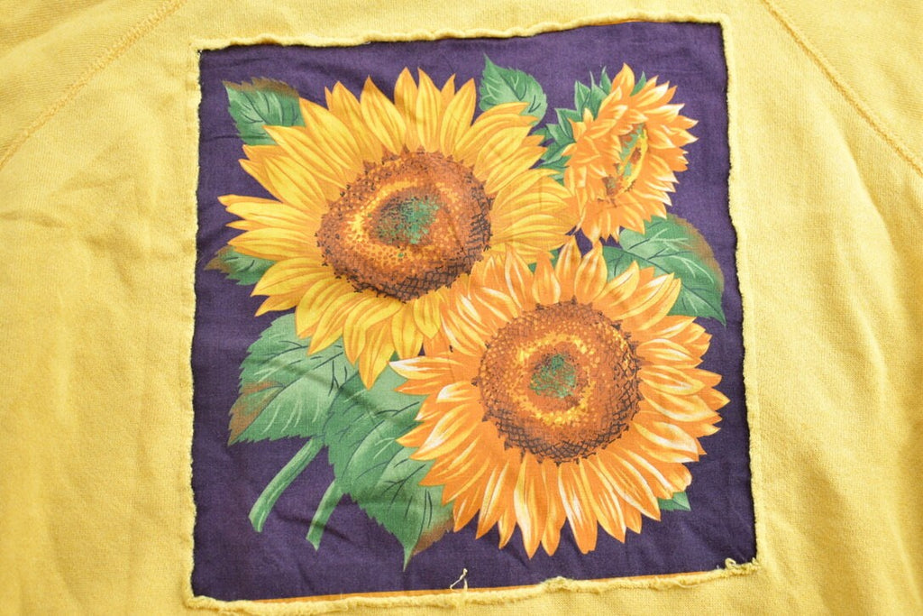 Vintage 1990s Sunflower Graphic Crewneck Sweater