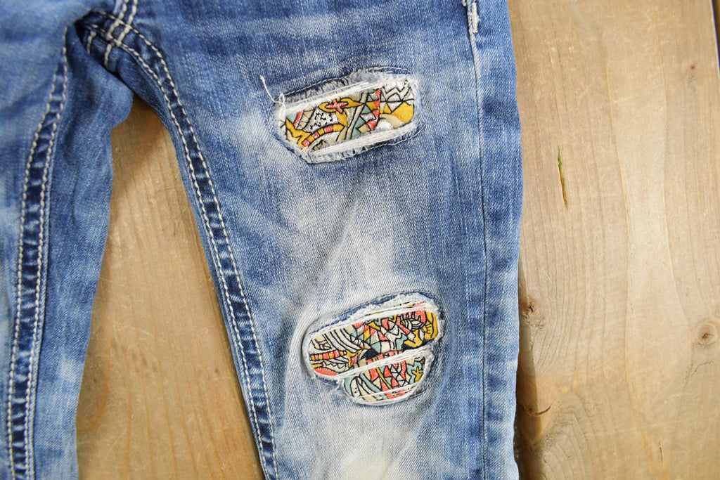 Vintage Y2K Miss Me Bedazzled Low Rise Jeans Women's 23 x 25