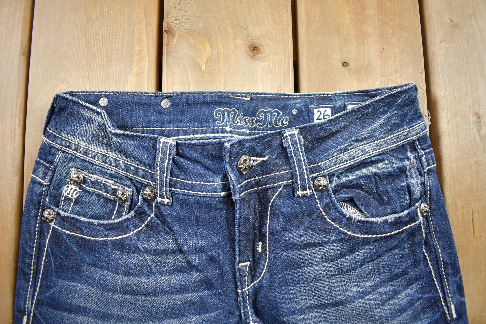 Vintage Y2K Miss Me Bedazzled Low Rise Jeans Size 26x32