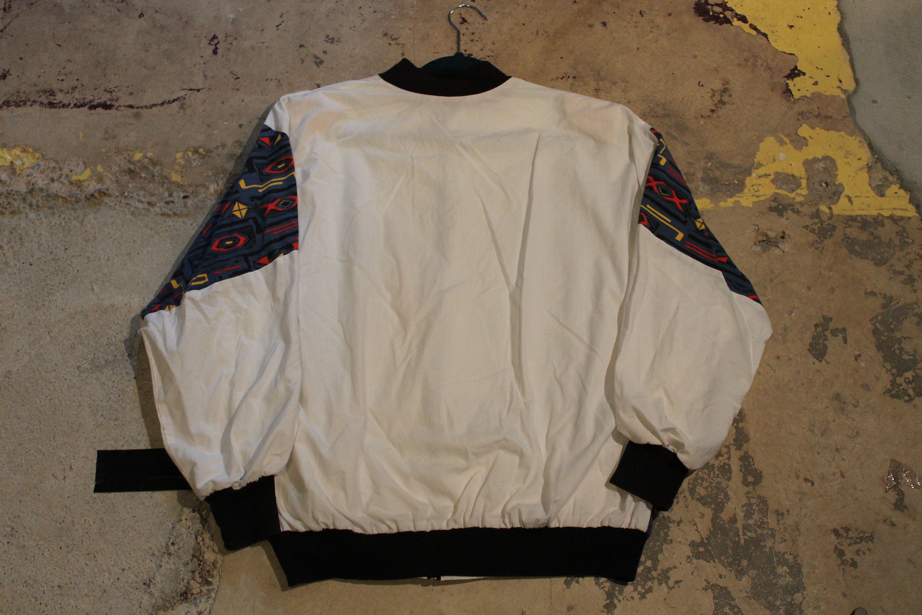 Vintage 1990s Abstract Pattern Windbreaker
