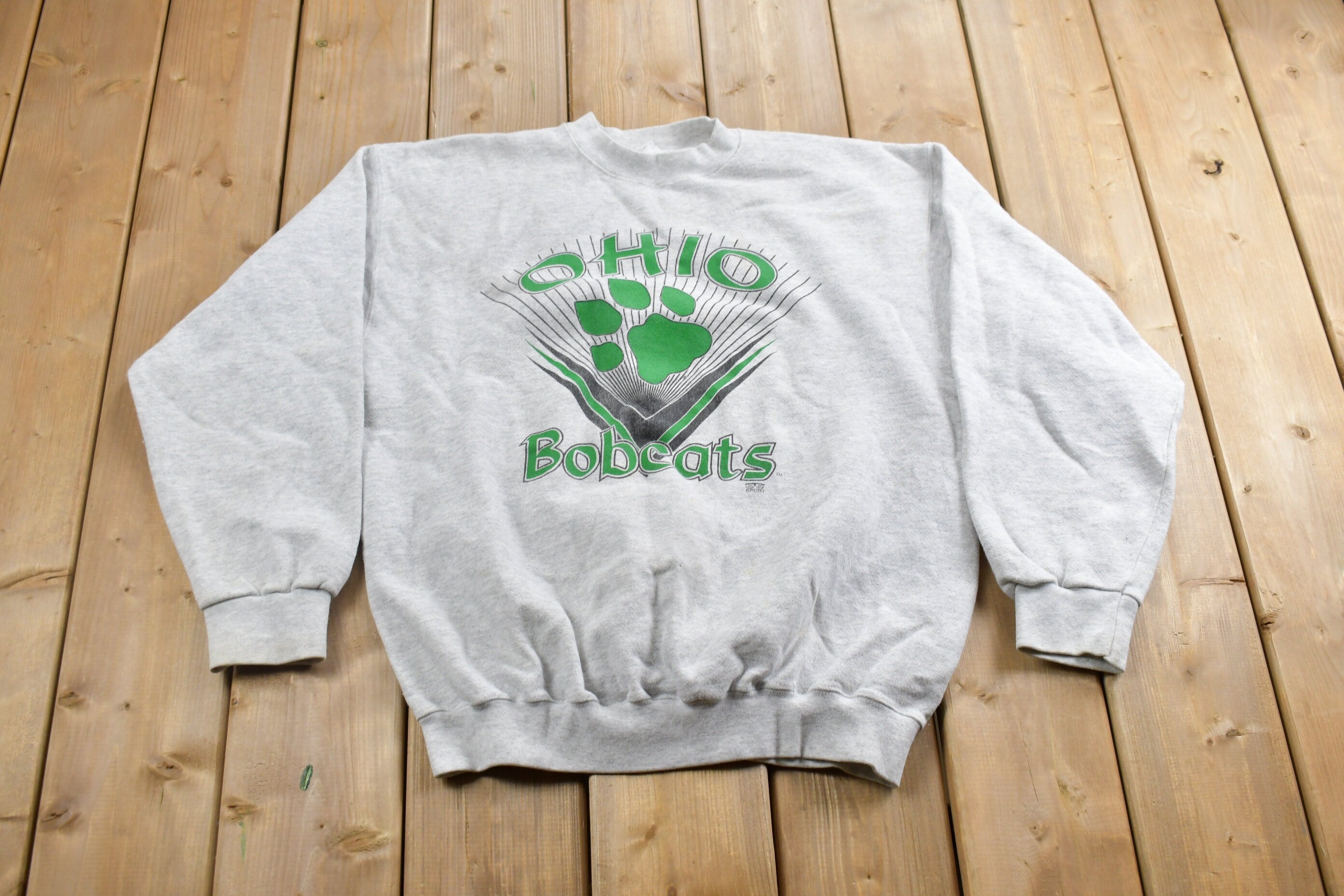 Vintage 1990s University Of Ohio Bobcats Mens Basketball Collegiate Crewneck
