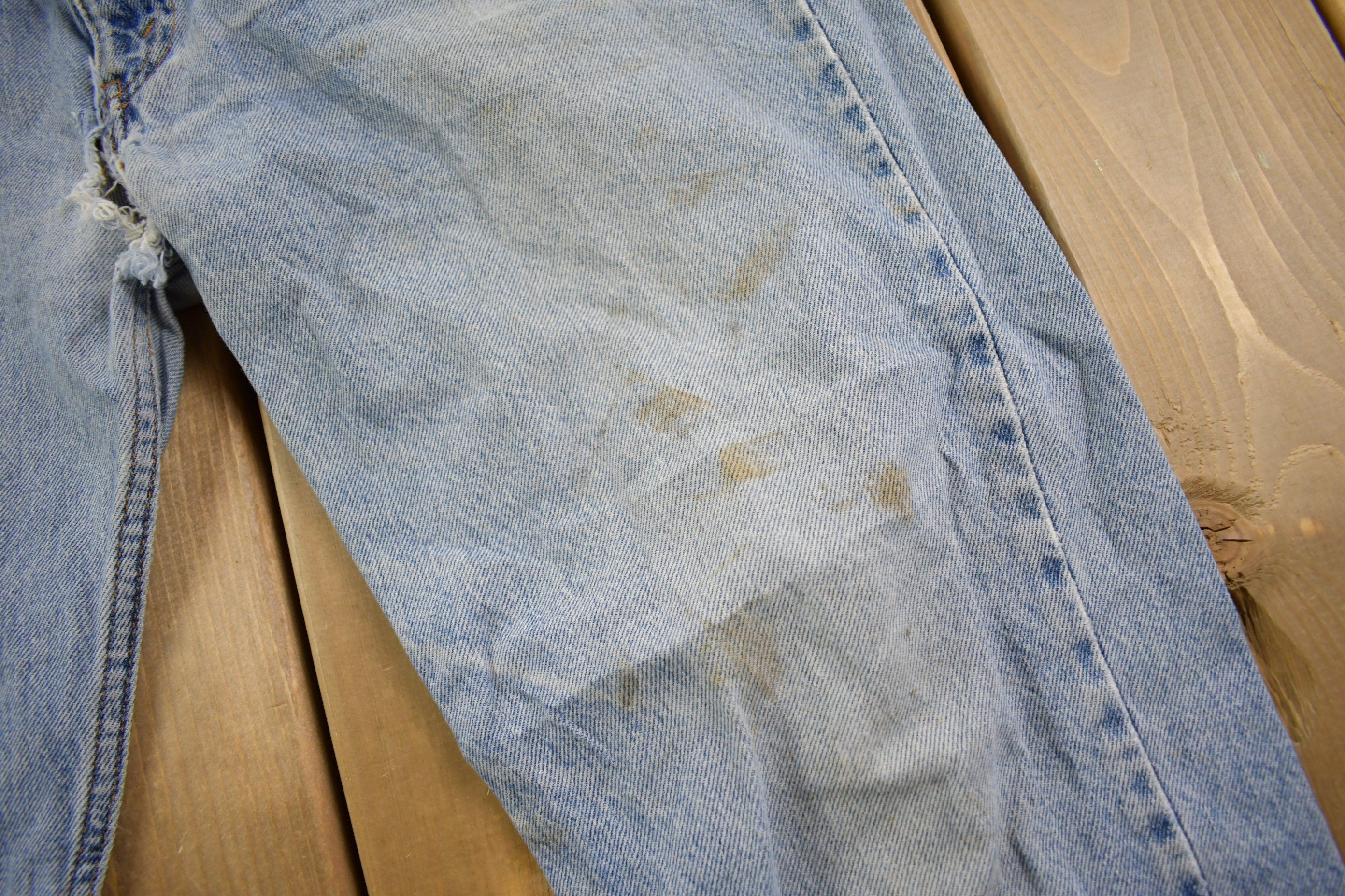Vintage 1990s Levi's 505 Light Wash Jeans Size 36 x 32