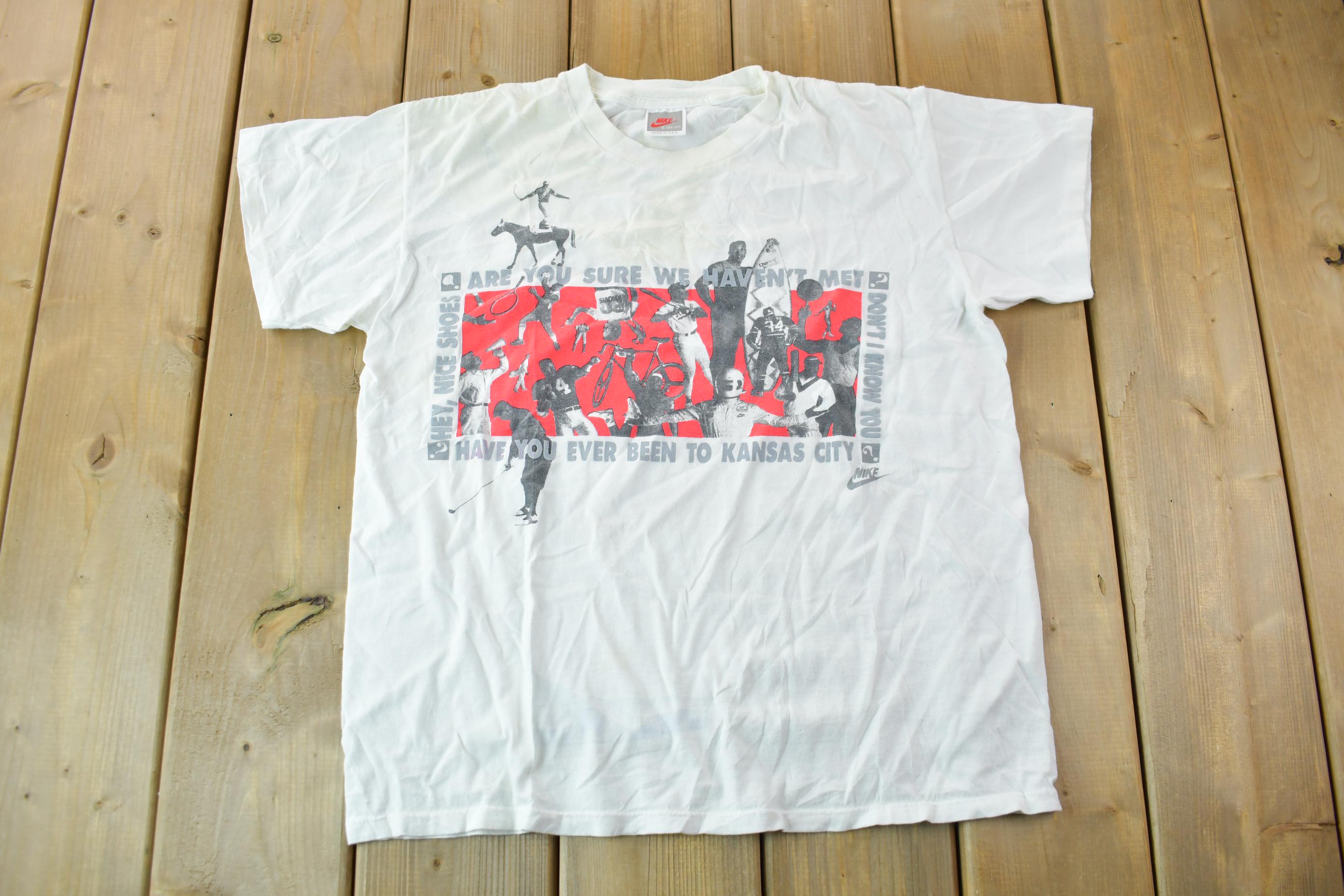 Vintage 1990s Nike Grey Tag Graphic T-Shirt