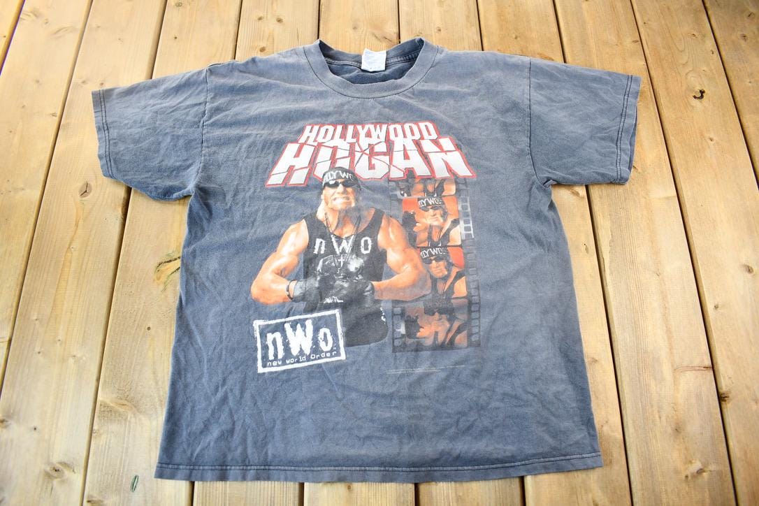 Vintage 1990s Hollywood Hogan NWO Graphic Wrestling T-shirt