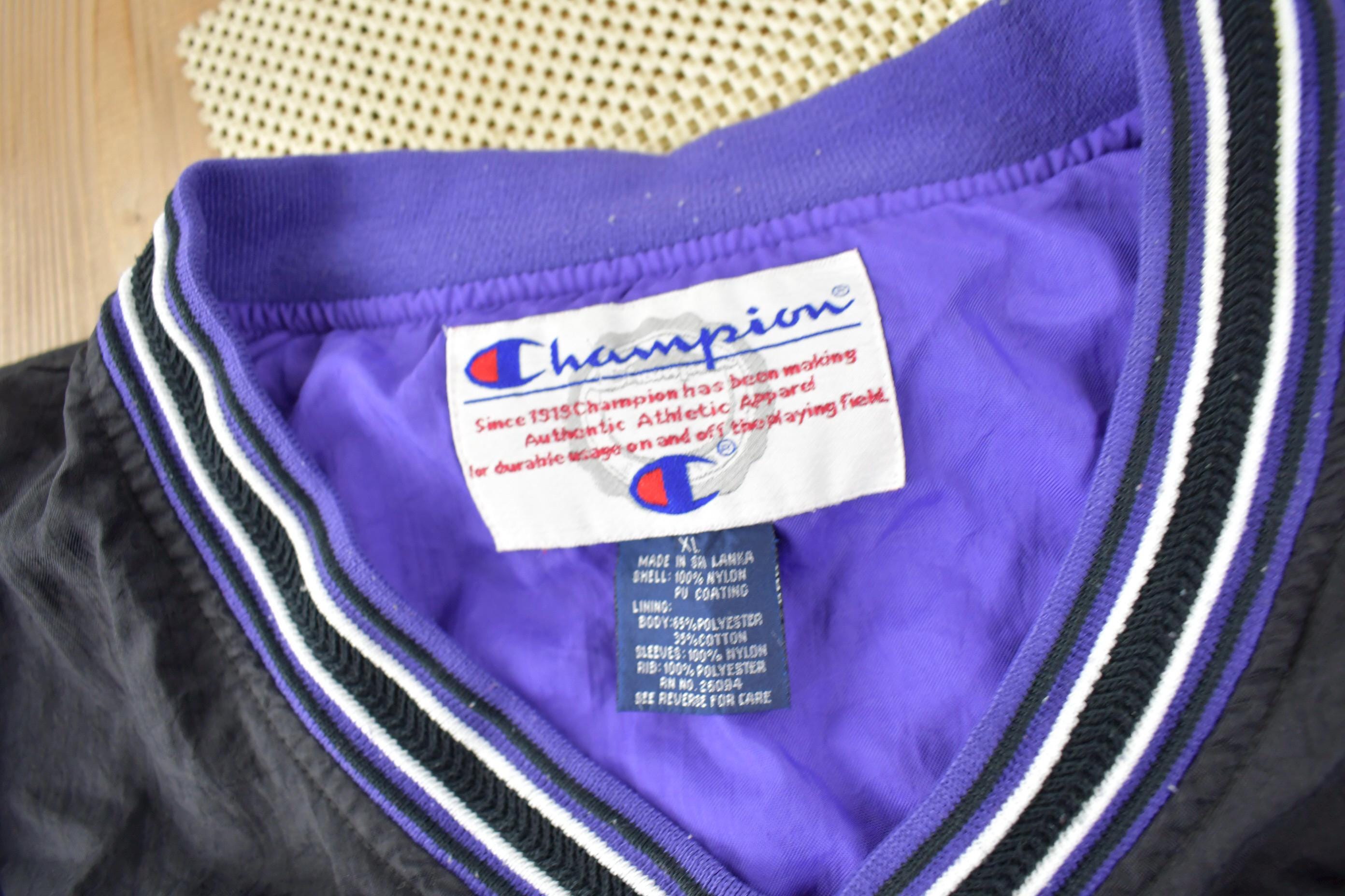 Vintage 1990s Northern Iowa Panthers Collegiate NCAA Champion Pullover Jacket