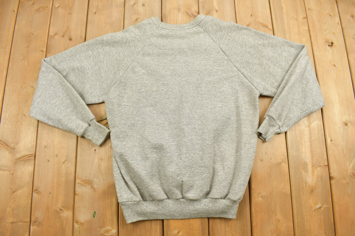 Vintage 1980s Penmans Qian Kun Qigong Sweatshirt / 80s Crewneck / Made In Canada / Streetwear / Blank / Grey