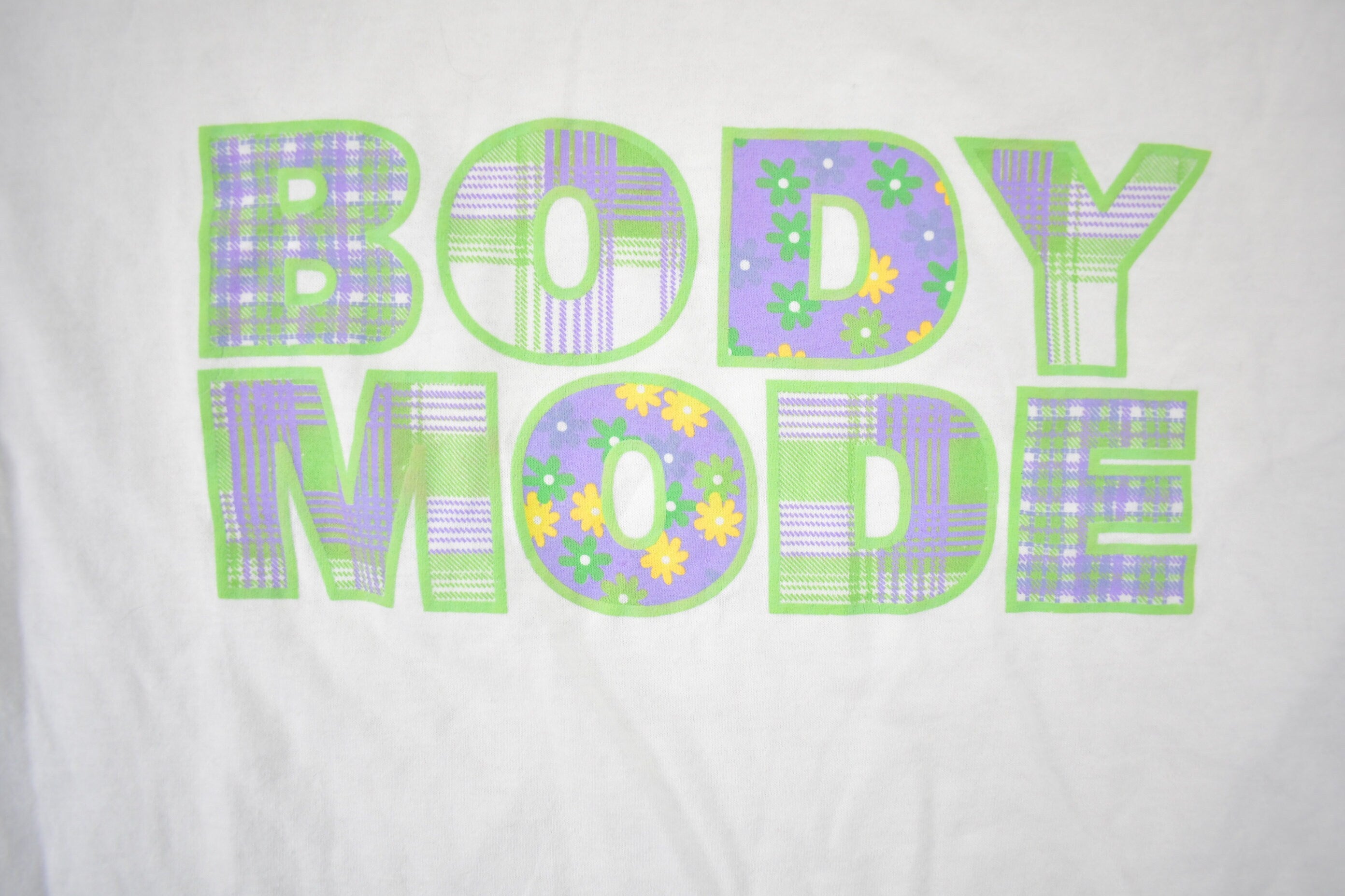 Vintage 1990s Paradisio Body Mode Graphic T-Shirt / Streetwear / Retro / Single Stitch / Body Mode / 90s Graphic Tee