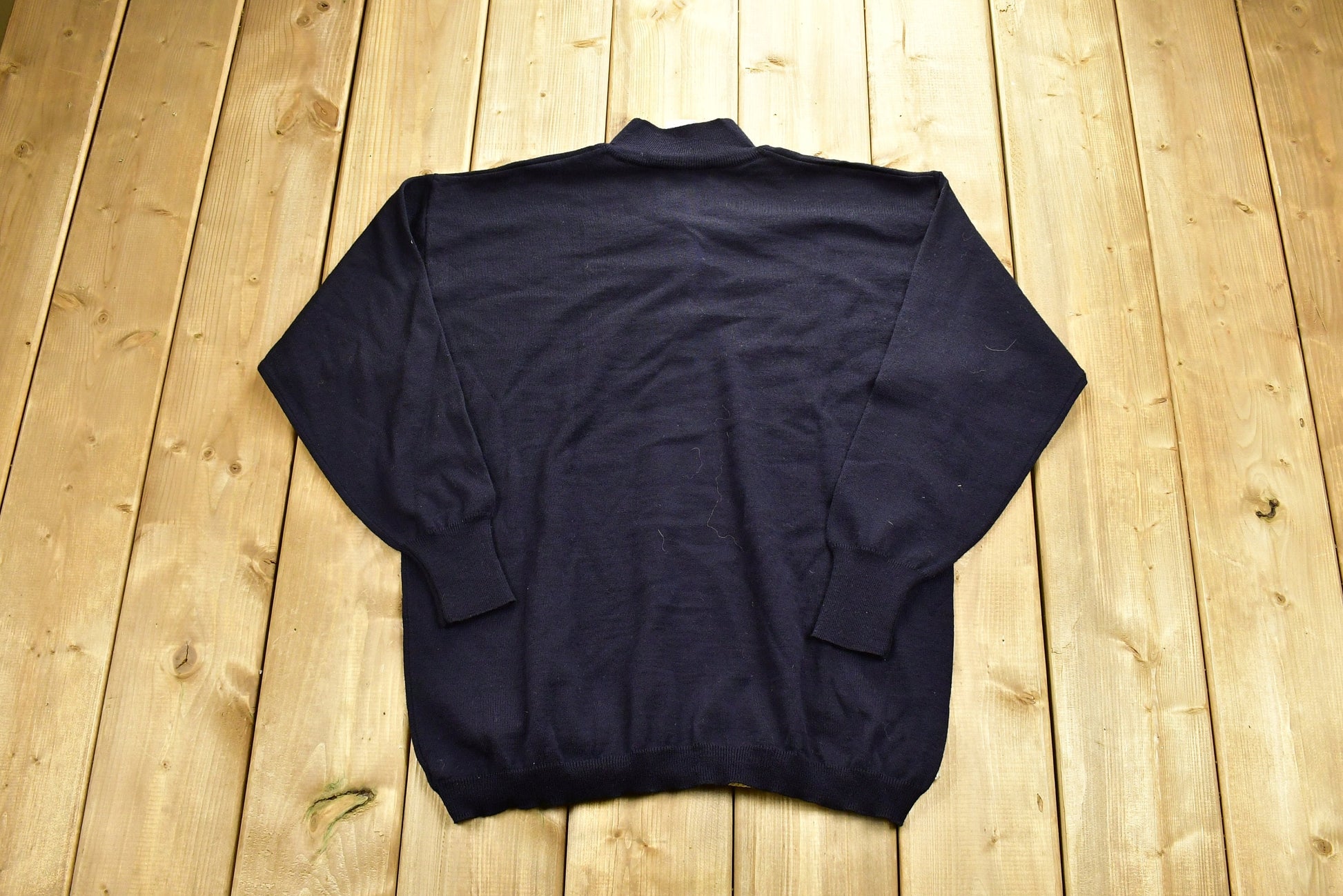 Vintage 1990's 100% Virgin Wool Knit Sweater / Vintage 90s Sweater / Laurel / Outdoor / Winter / Made In Italy / Cozy Pullover Sweatshirt