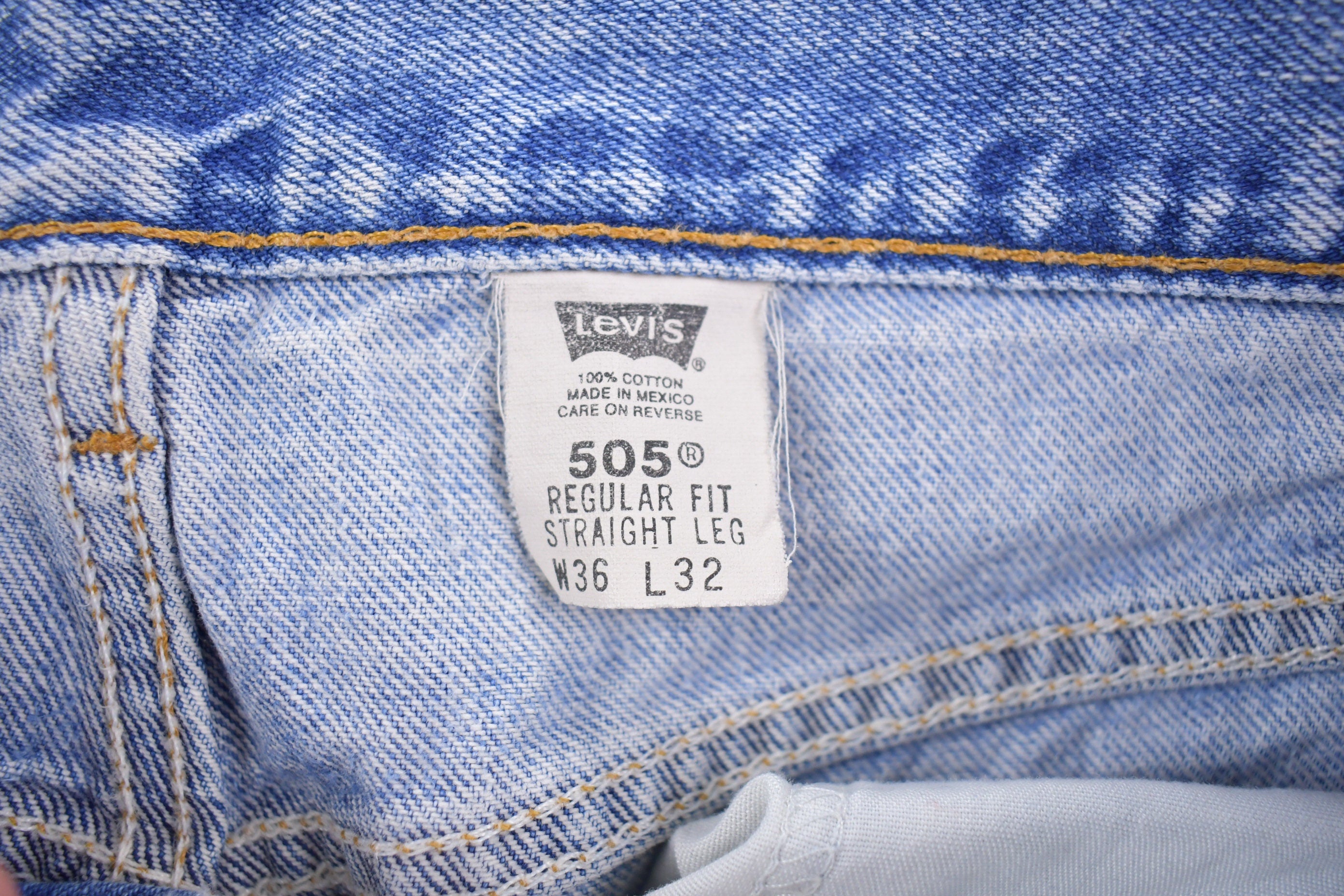 Vintage 1990s 505 Levi's Red Tab Jeans Size 35 x 30