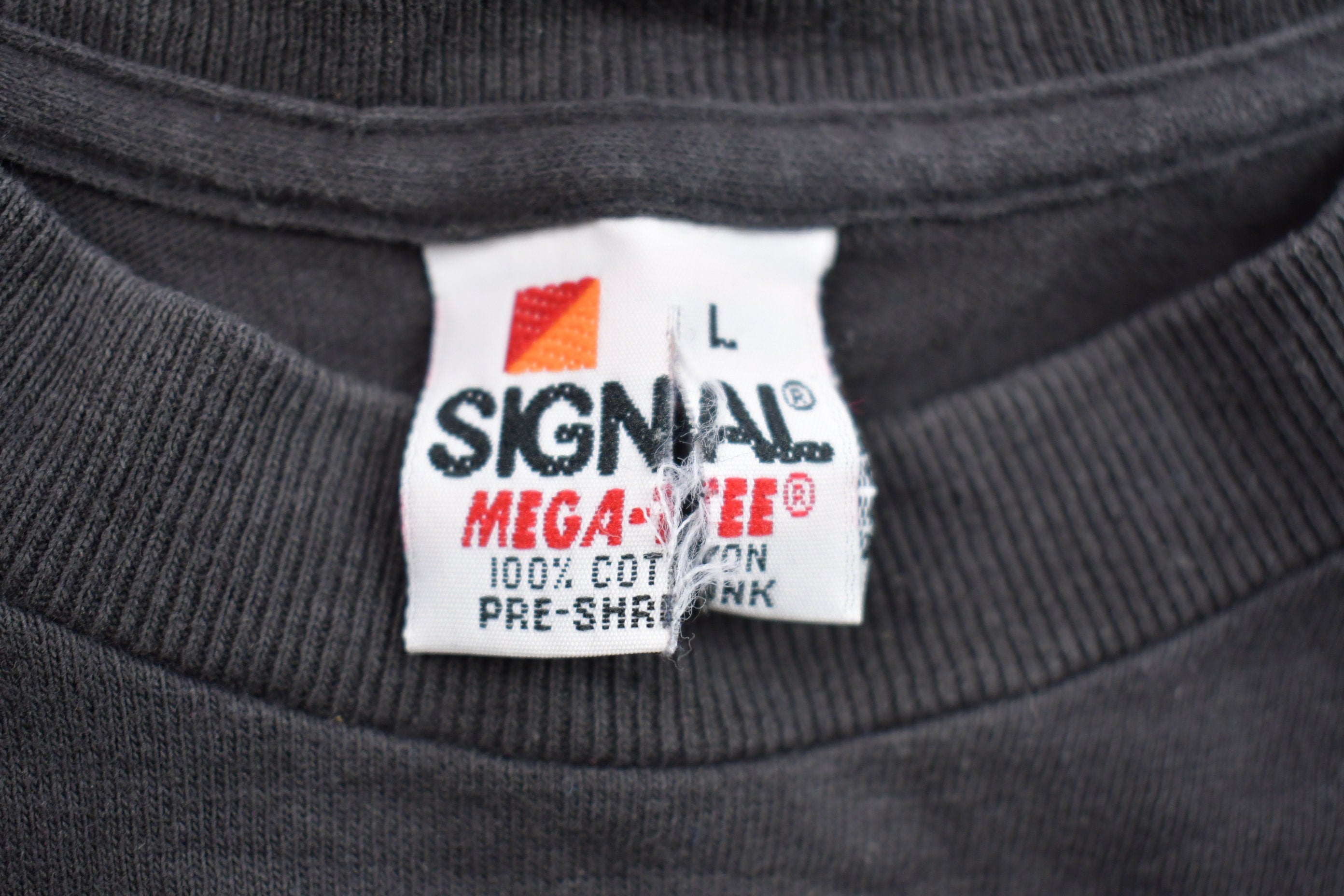Vintage 1990s Signal Night Hawk Waverly Graphic T Shirt