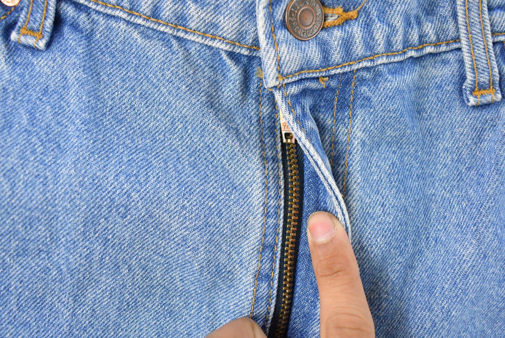 Vintage 1990s Levi's 631 Orange Tab Denim Jeans Men's 30 x 27.5 / 90s Levi's / Streetwear / Distressed