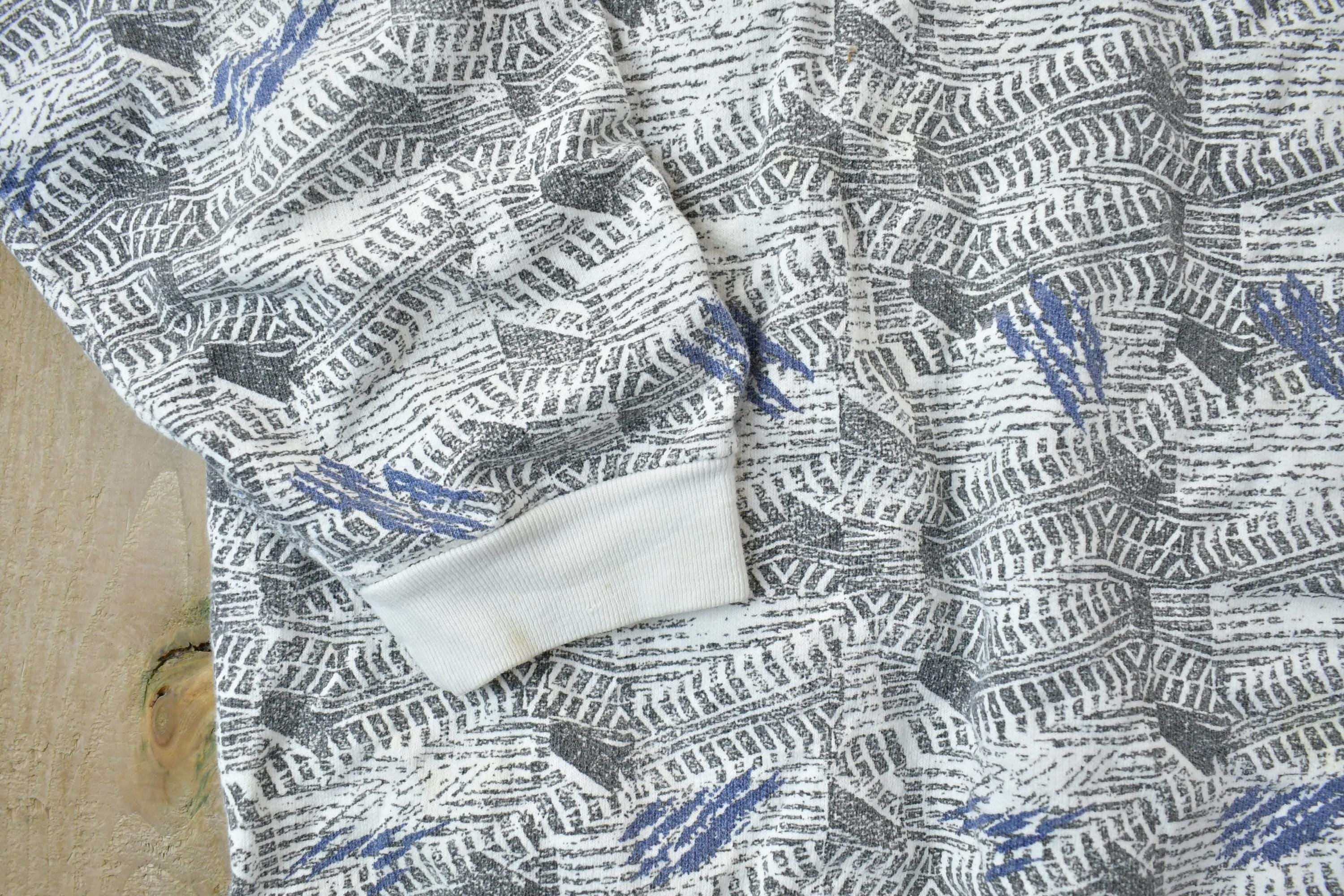 Vintage 1990s Todays News Abstract Double Collar Crewneck Sweatshirt