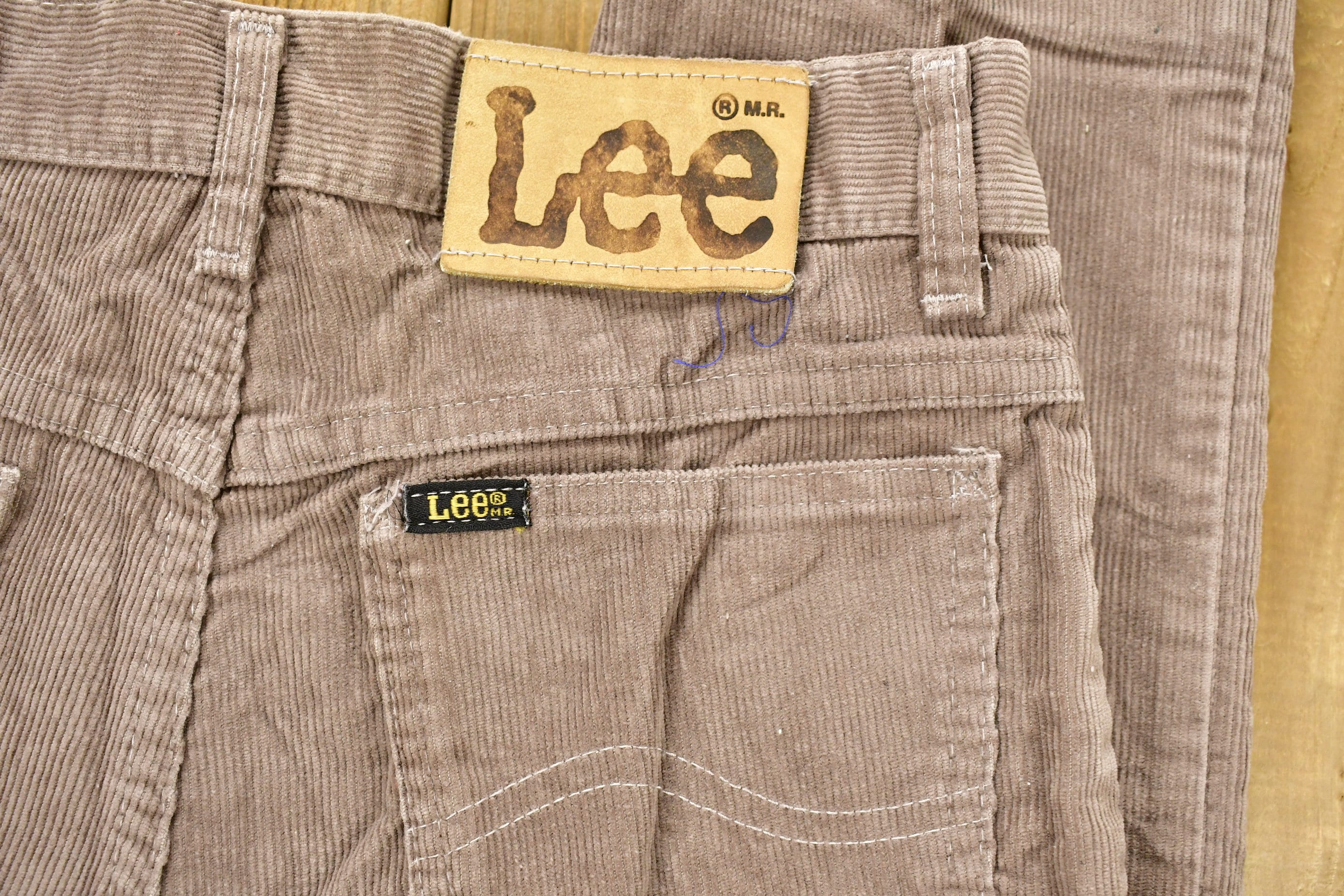 Vintage 1980s Lee Brown Corduroy Trousers Size 29
