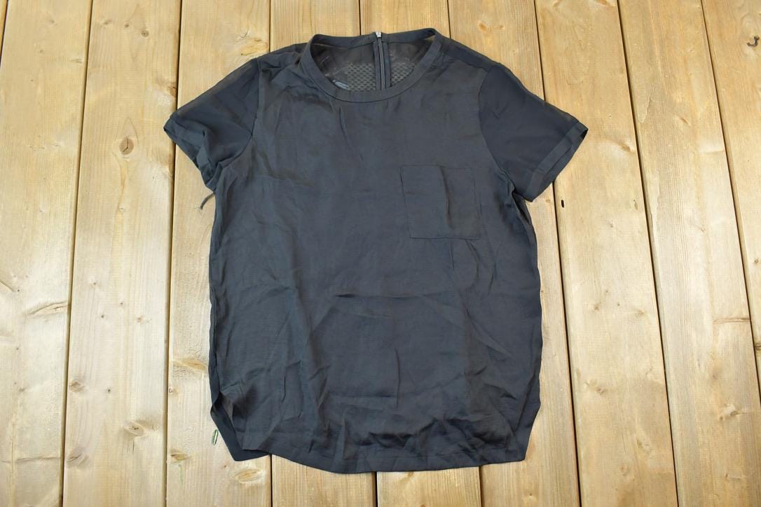 Women Vintage Vigos Y2K T-Shirt Vigoss Grunge Skull Print / Contrast Stitch / Internet Famous Clothing / Over Dyed