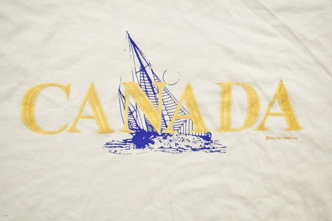 Vintage 2000 Embroidered Sailing Canada Novelty T-Shirt