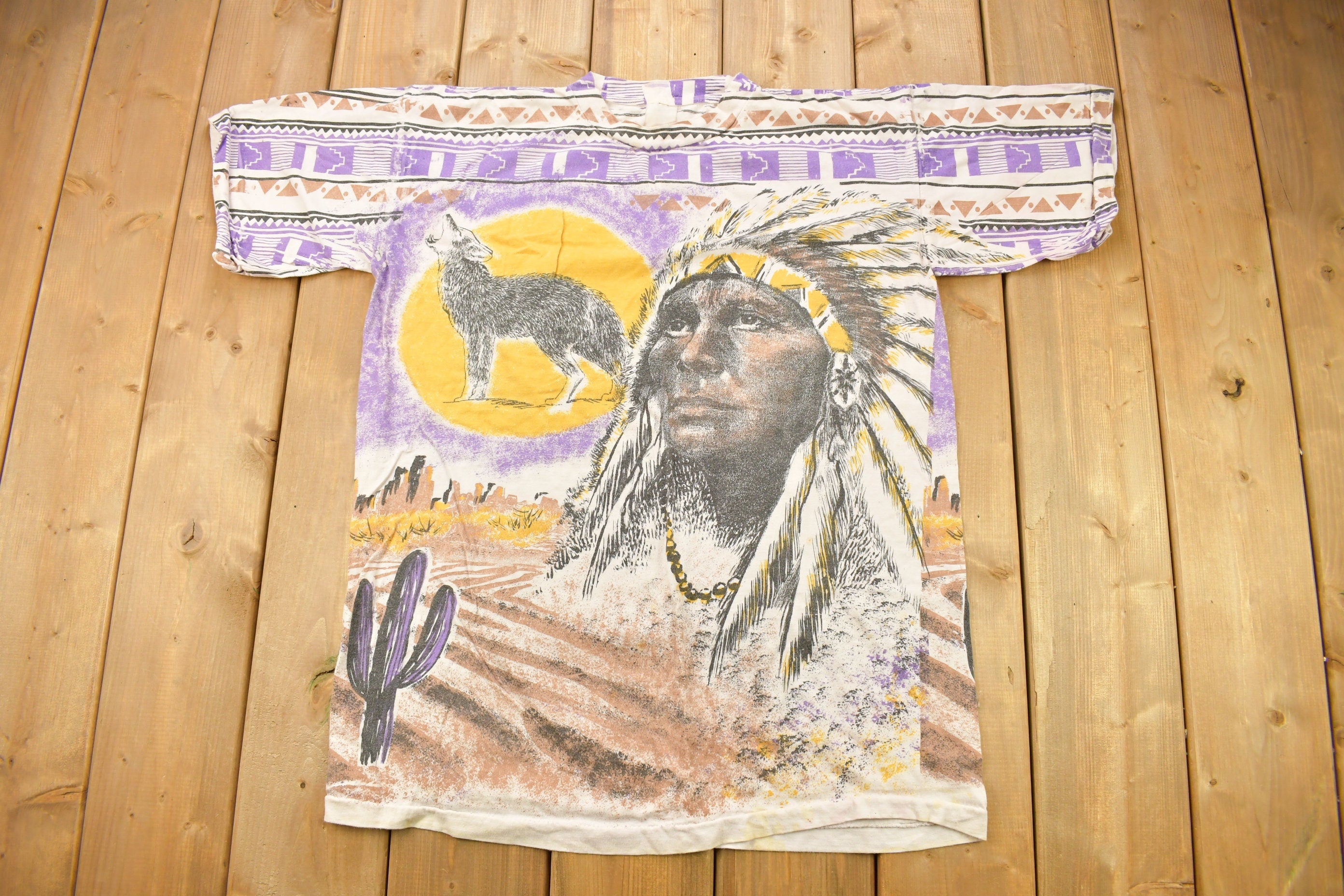 Vintage 1990s Native American Wolf Theme All Over Print Graphic T-Shirt