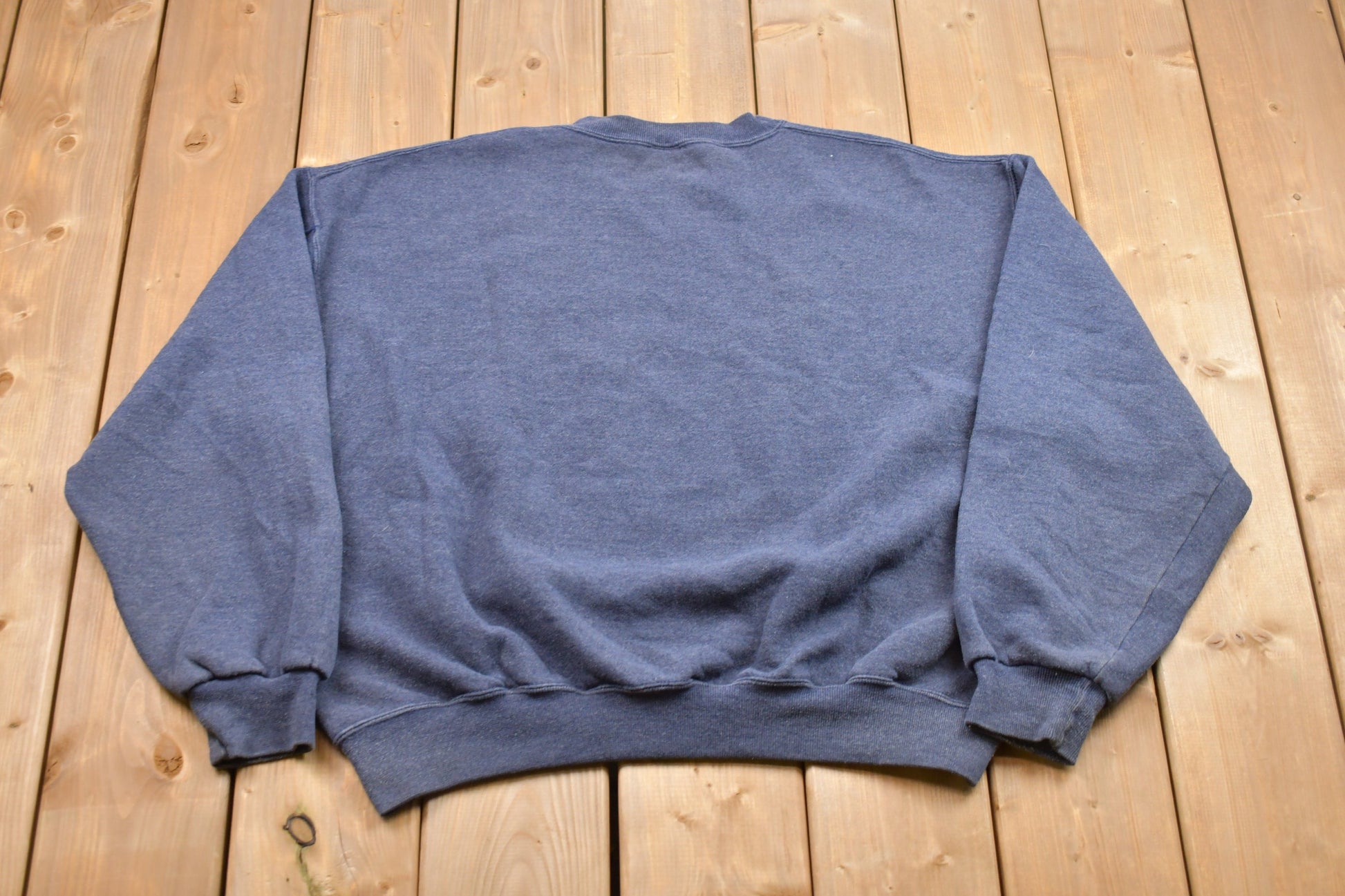 Vintage 1990s Blank Essential Crewneck Sweatshirt