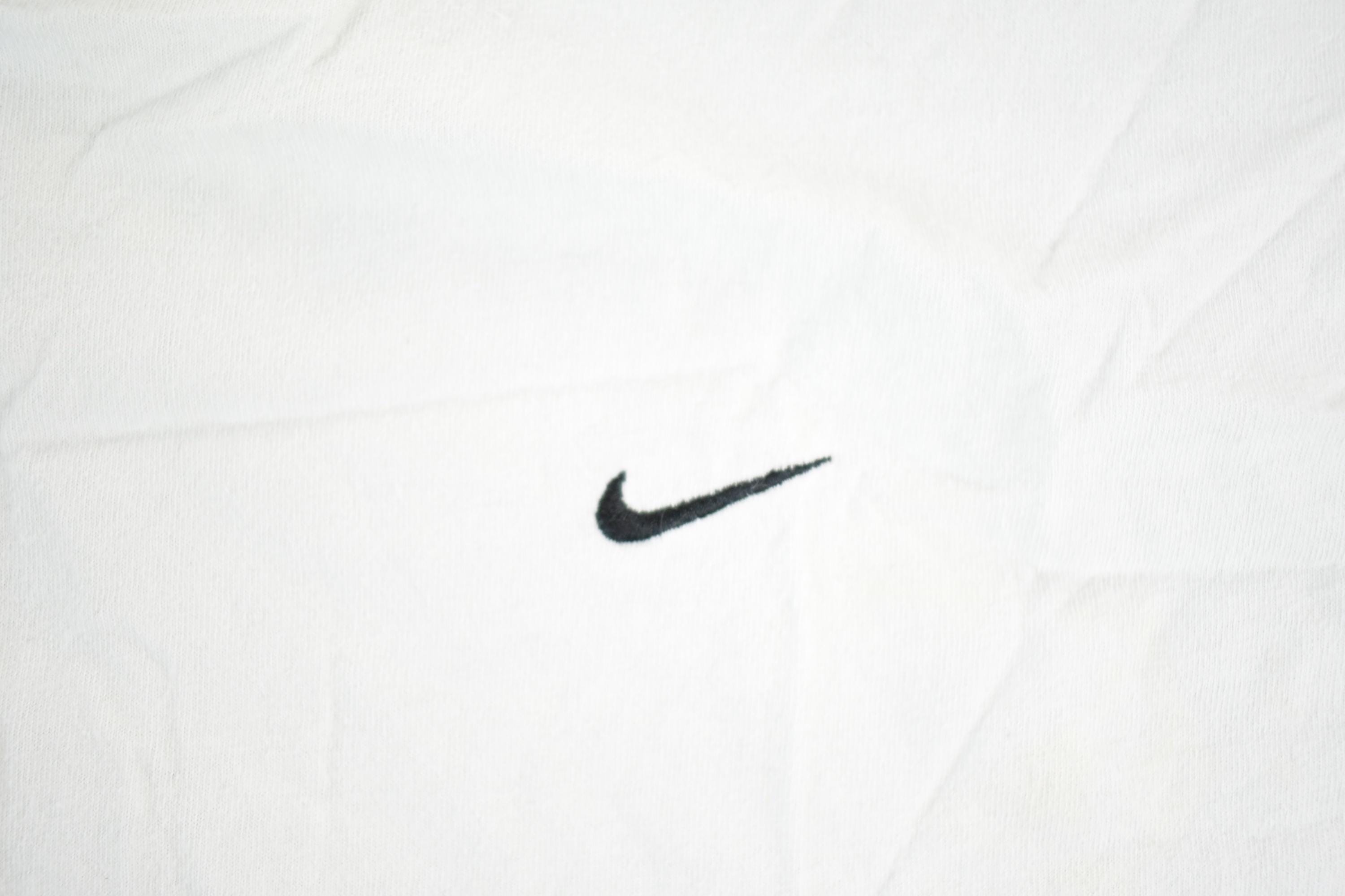 Vintage Y2K Nike Swoosh T-Shirt Men's L