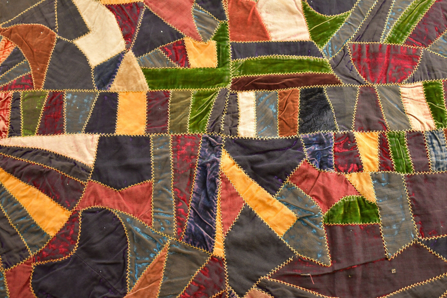 1920's Crazy Quilt / Vintage Blanket / Vintage Quilt / Hand Made/ Winter Blanket / Warm/ 20x40