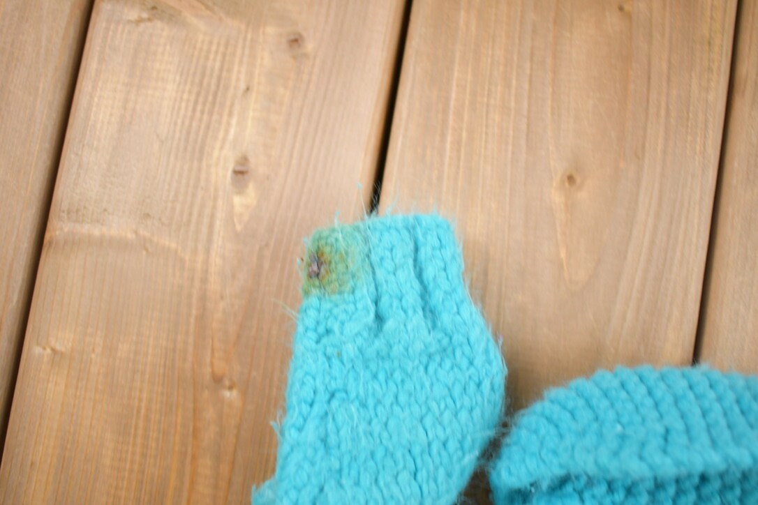 Vintage 1960s Toddler Hand-Knit Deer Fawn Cowichan Sweater