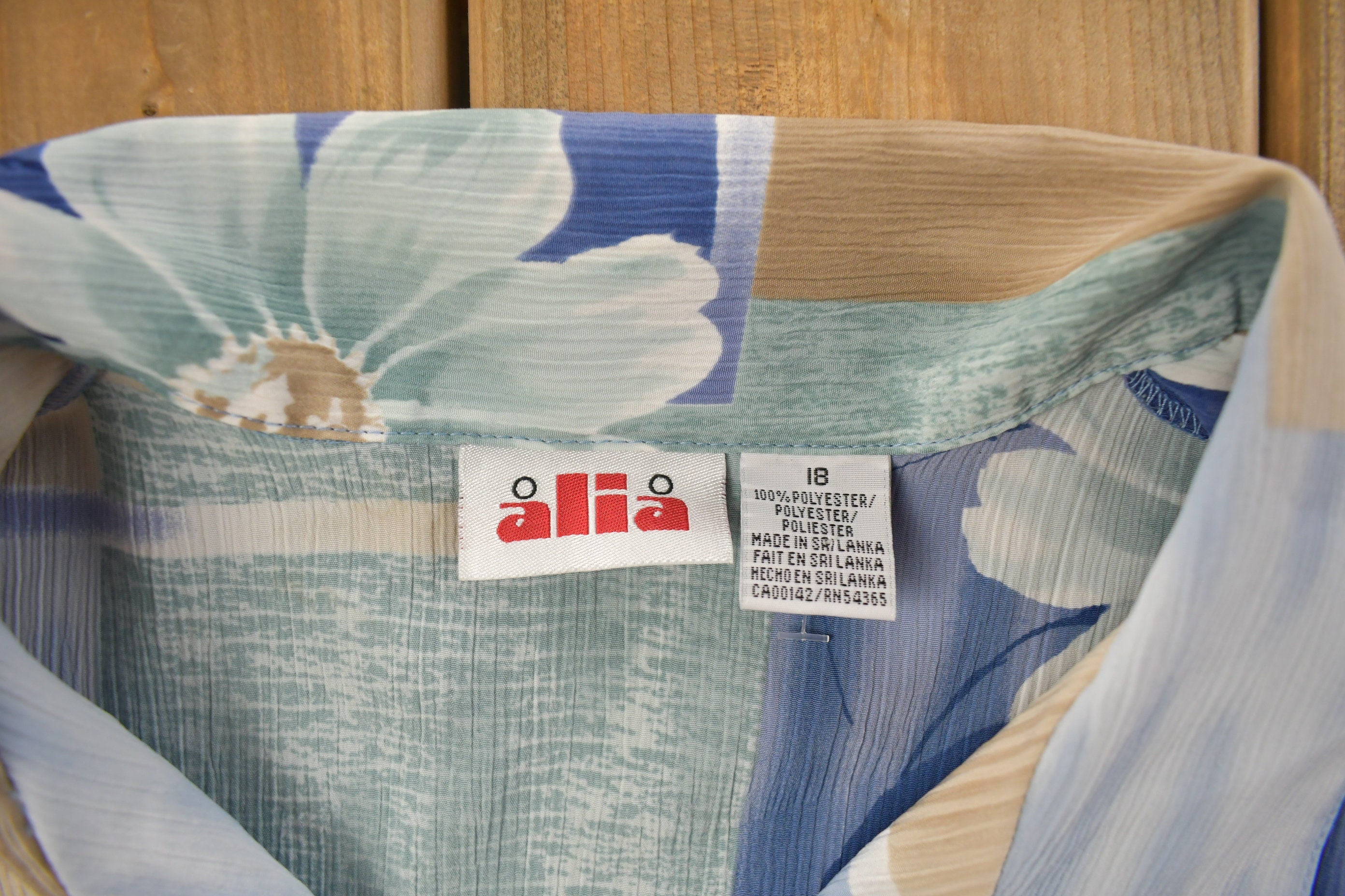 Vintage 1990s Alia Floral Button Up Shirt