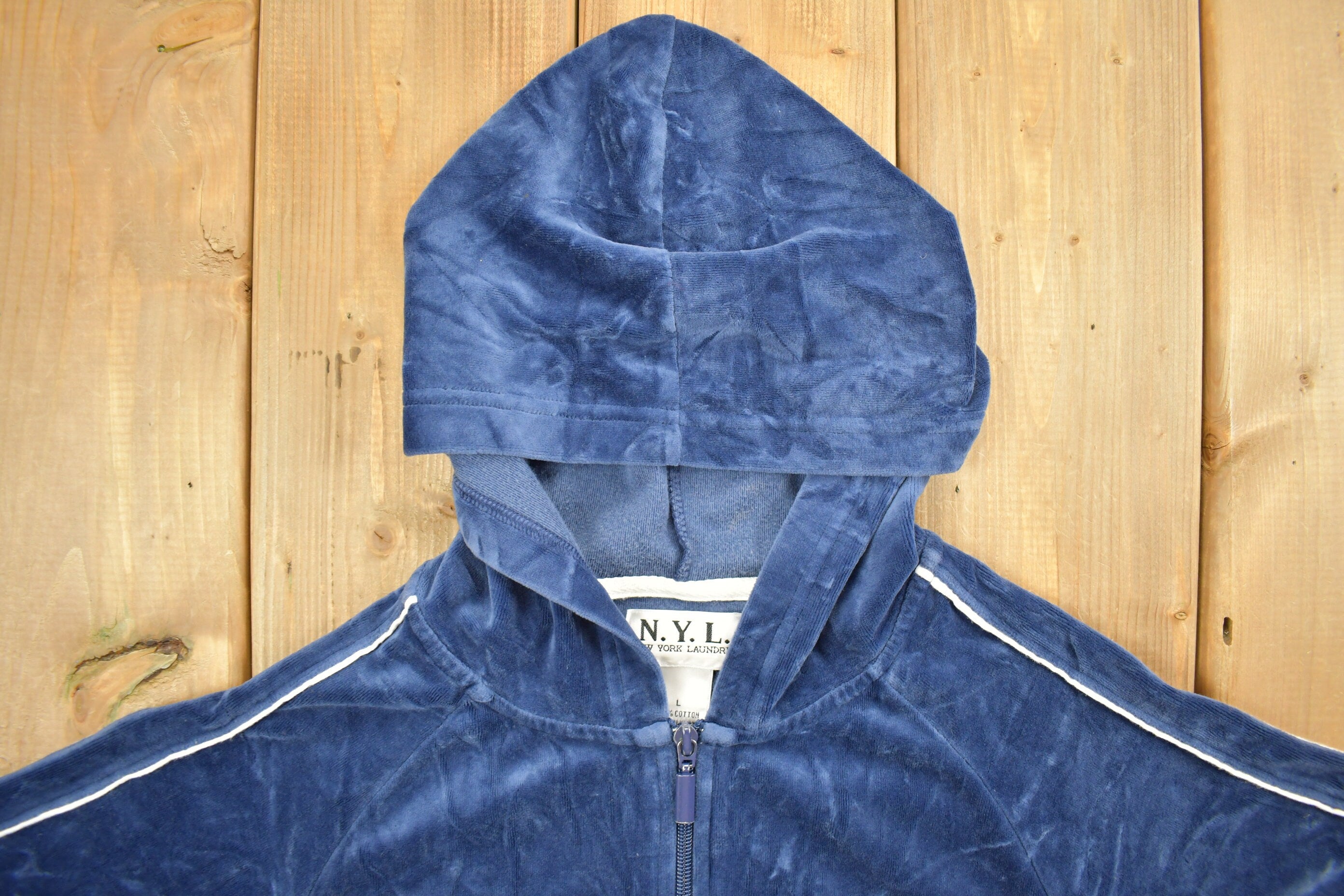 Vintage 1990s N.Y.L Women's Graphic Velvet Hoodie