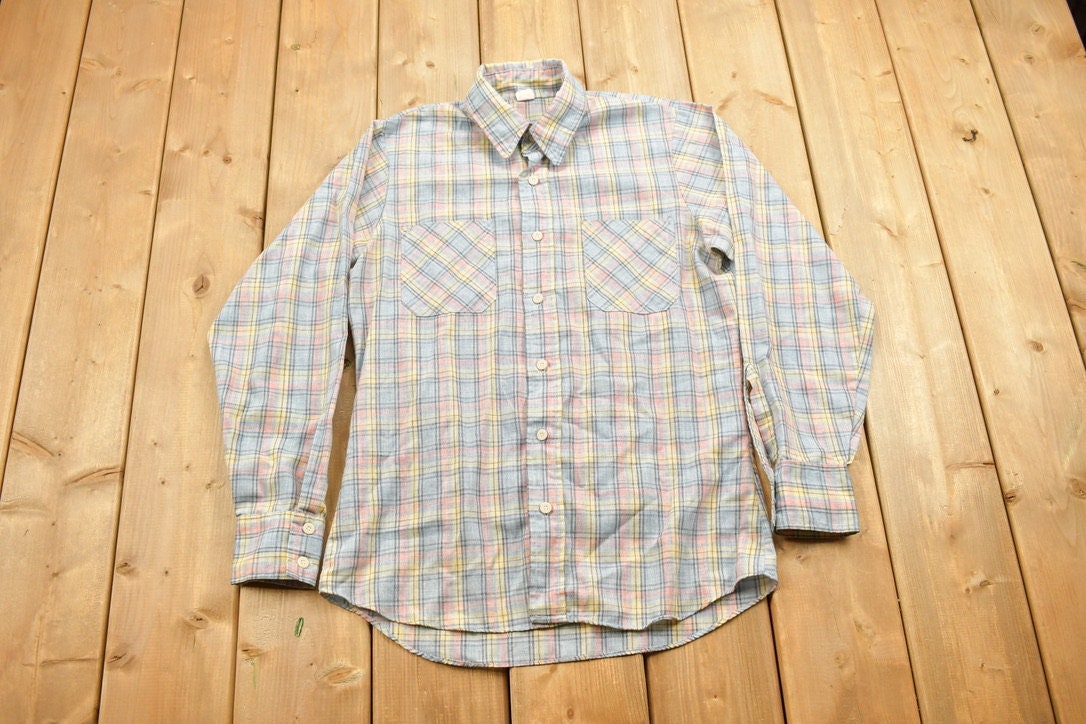 Vintage 1990s Levi's Plaid Flannel Button Up Shirt