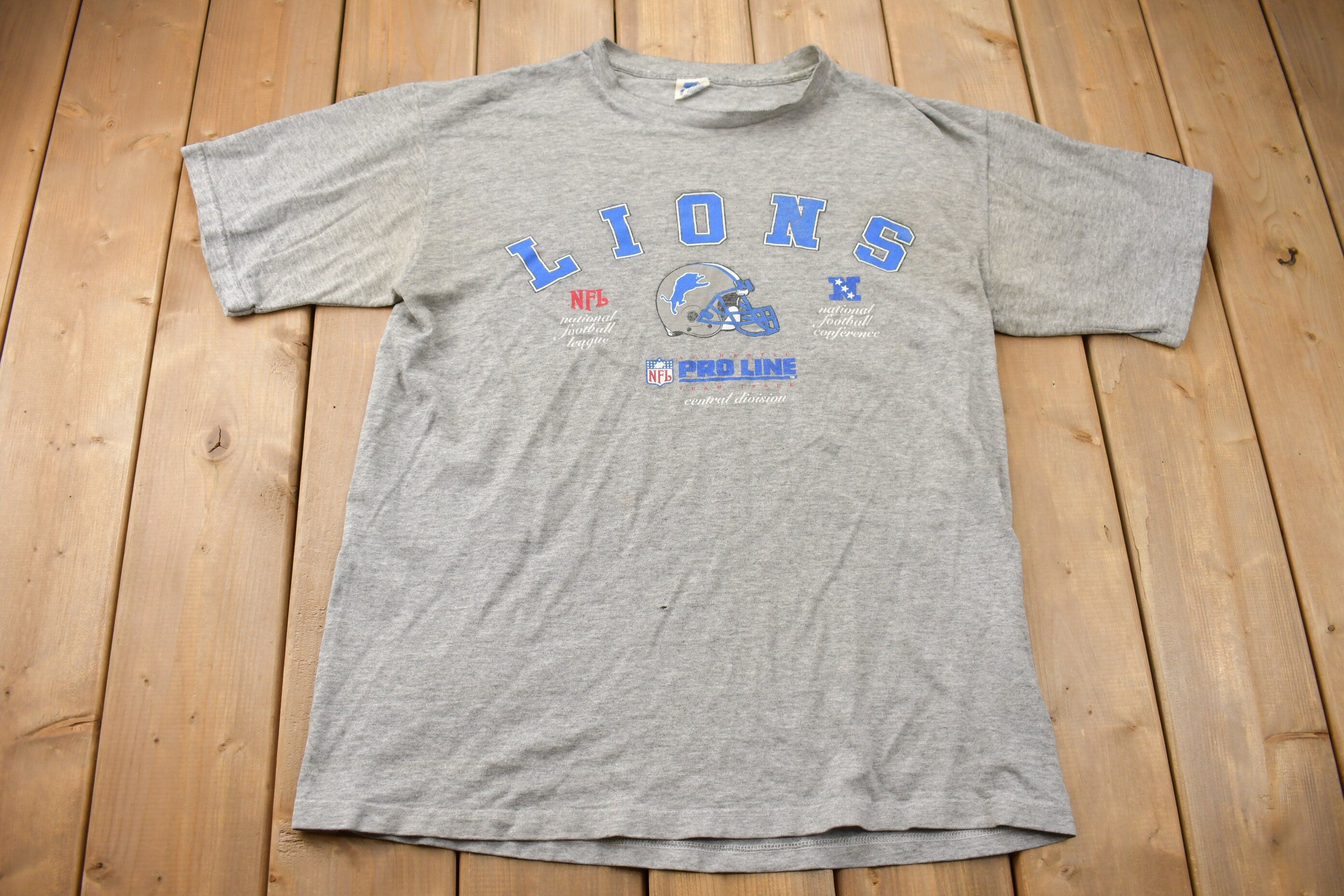 Vintage 1990s Detroit Lions Helmet NFL Starter Pro Line T Shirt