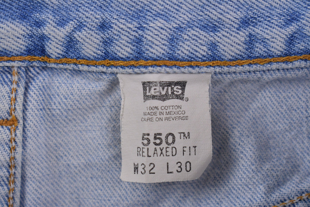 Vintage 1990s Levi's 550 Red Tab Jeans Size 30 x 29
