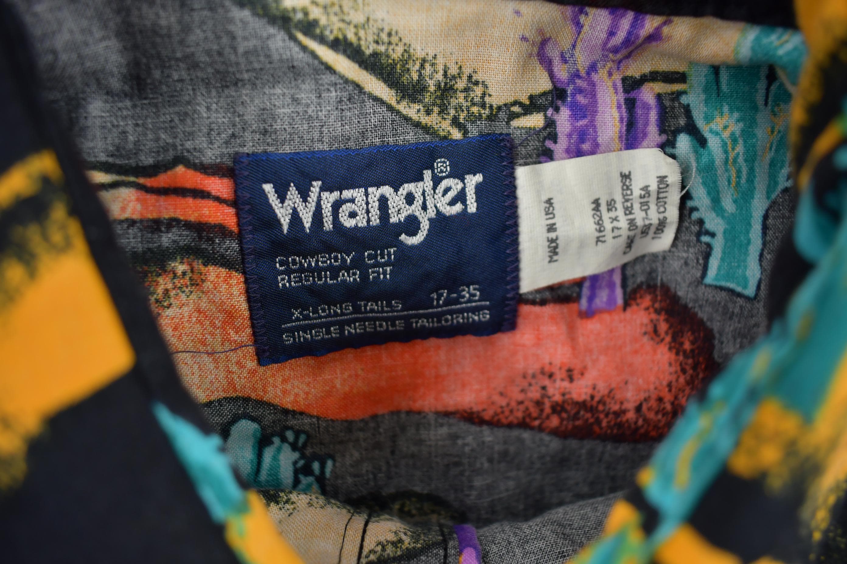Vintage 1990s South Western Psychedelic Wrangler Cowboy Cut Button Up Shirt