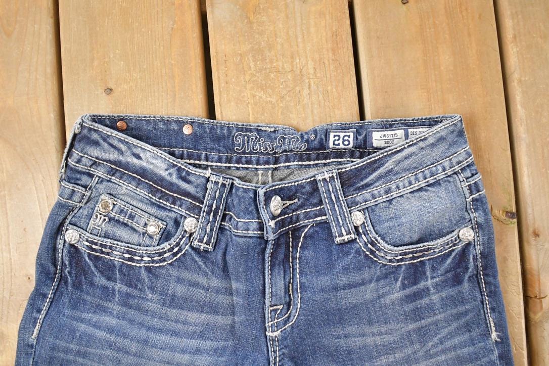 Vintage Deadstock Y2K Miss Me Bedazzled Low Rise Jeans Women's Size 26x31