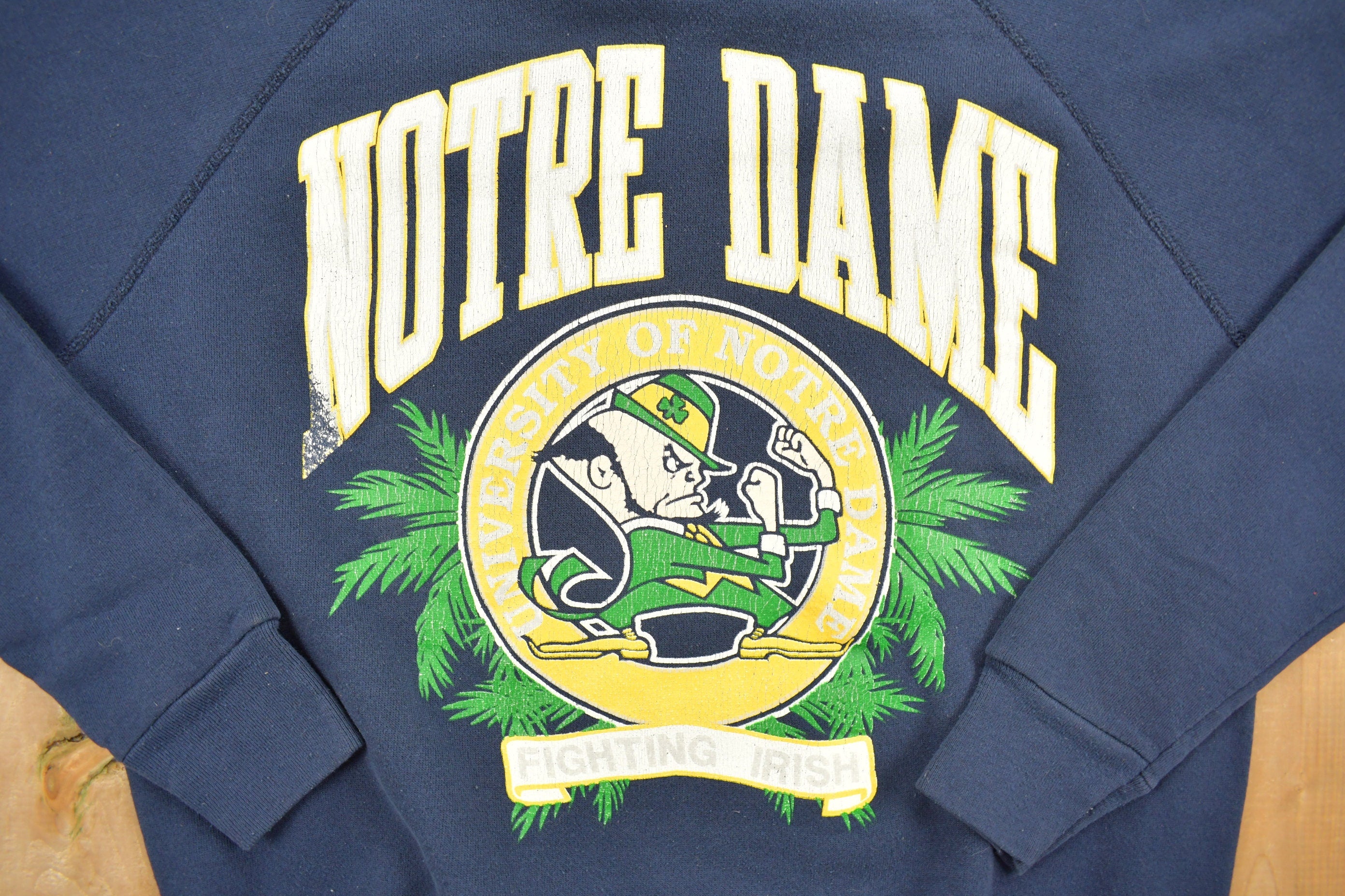 Vintage 1980s University Of Notre Dame Fighting Irish Raglan Sweatshirt