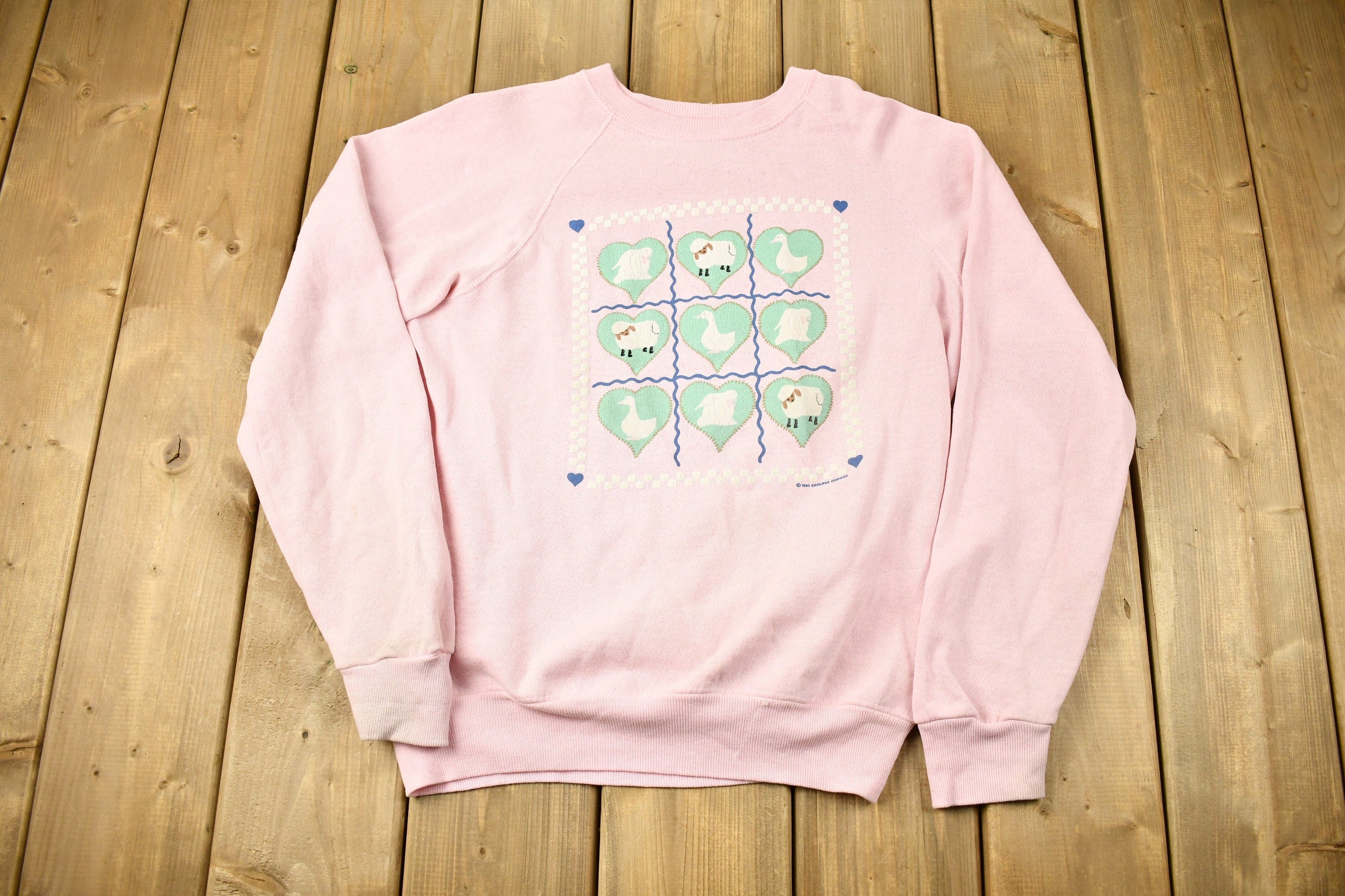 Vintage 1980 Cute Heart Graphic Raglan Crewneck