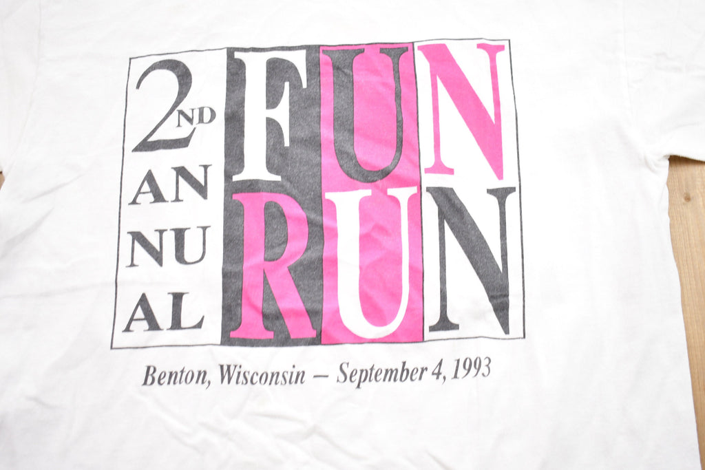 Vintage 1993 Fun Run Wisconsin Graphic T-Shirt