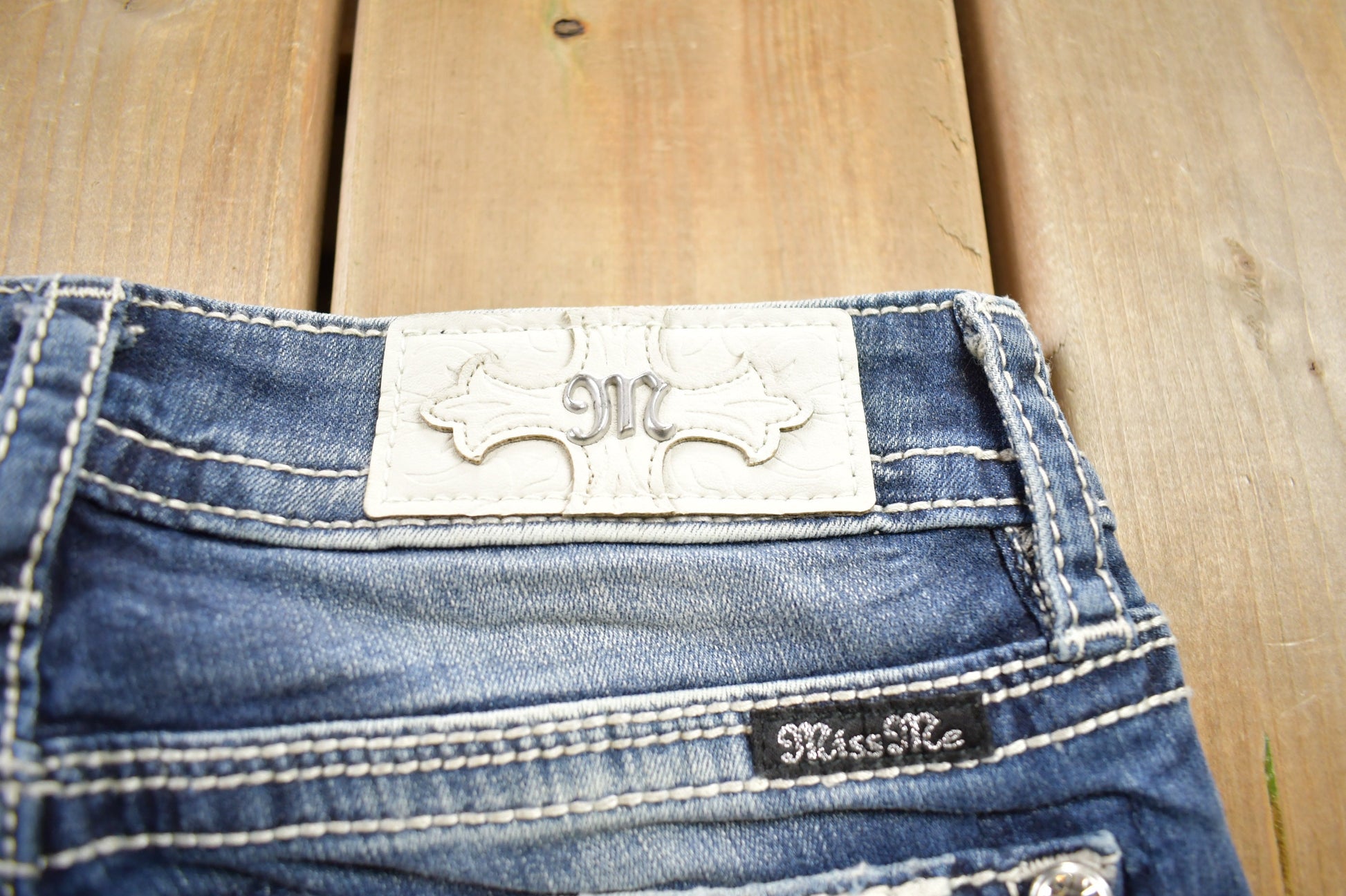 Vintage Y2K Miss Me Bedazzled Low Rise Jeans Size 26x33