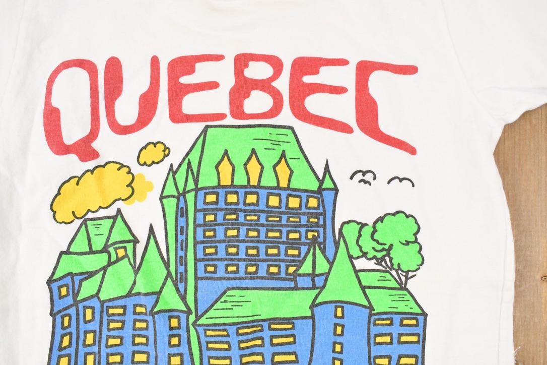 Vintage 1990s Quebec Canada Souvenir Travel T-Shirt Youth S