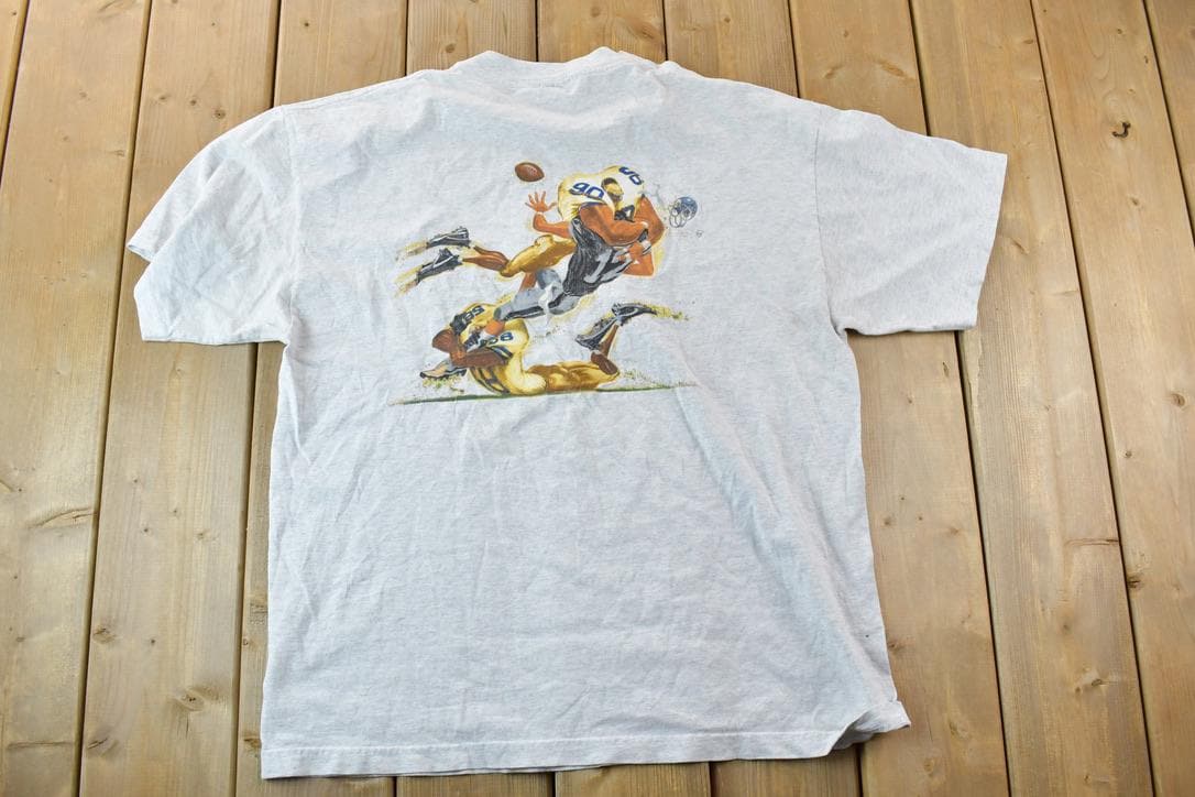 Vintage 1990s Football Crunch Core America Graphic T-Shirt