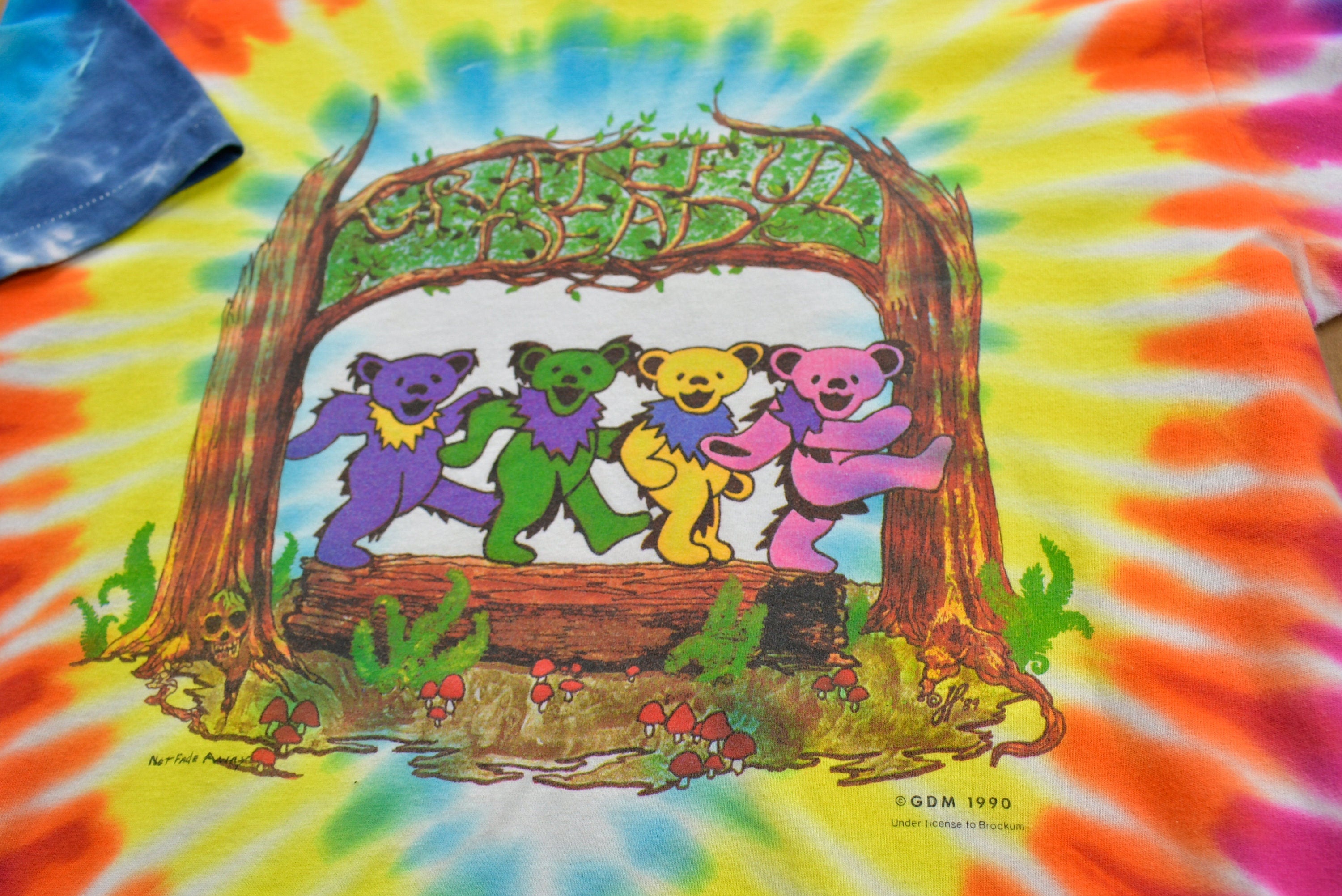 Vintage 1990 Grateful Dead Dancing Bears 25th Anniversary Tour T-Shirt Vintage Band Tee Deadhead