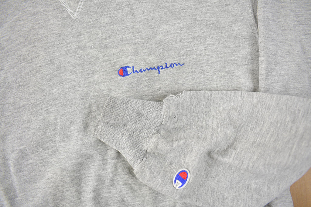 Vintage 1990s Champion Small Logo Embroidered Crewneck Sweatshirt Size M