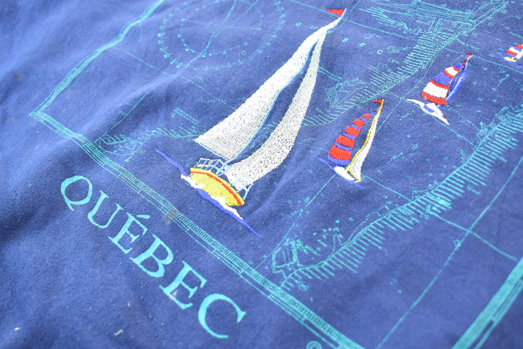 Vintage 1990s Graphic and Embroidered Quebec Sailing Crewneck Sweatshirt