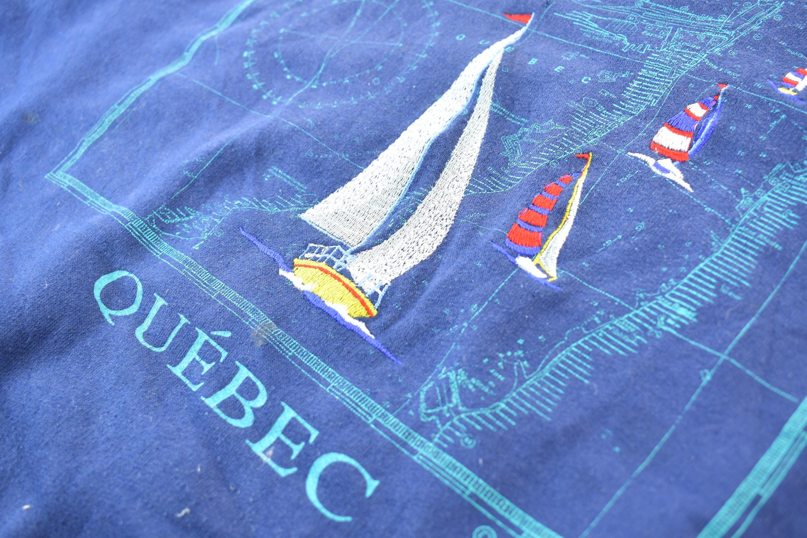 Vintage 1990s Graphic and Embroidered Quebec Sailing Crewneck Sweatshirt