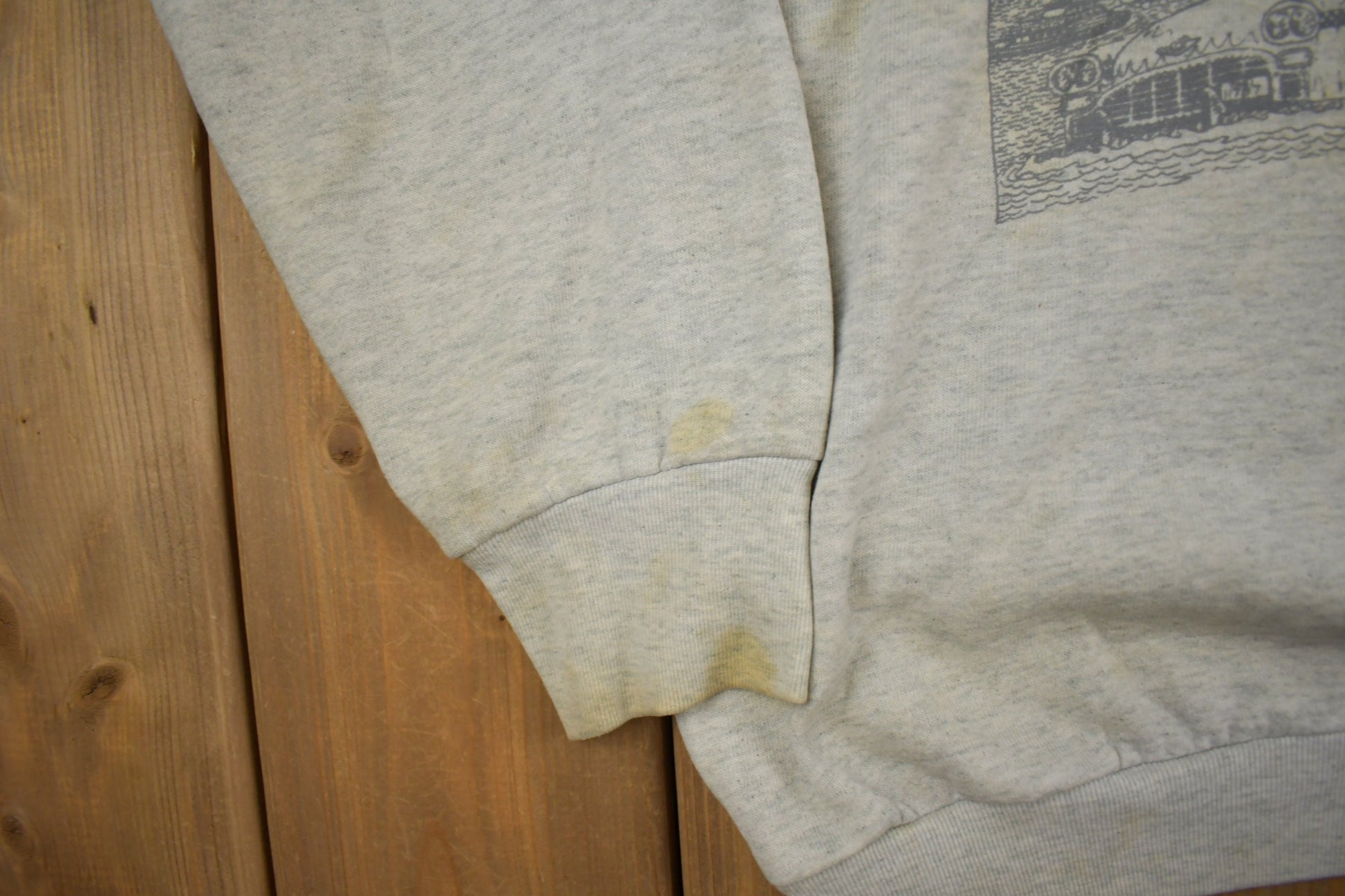 Vintage 1980s Mickey & Minnie Mouse Graphic Raglan Sweatshirt New York City