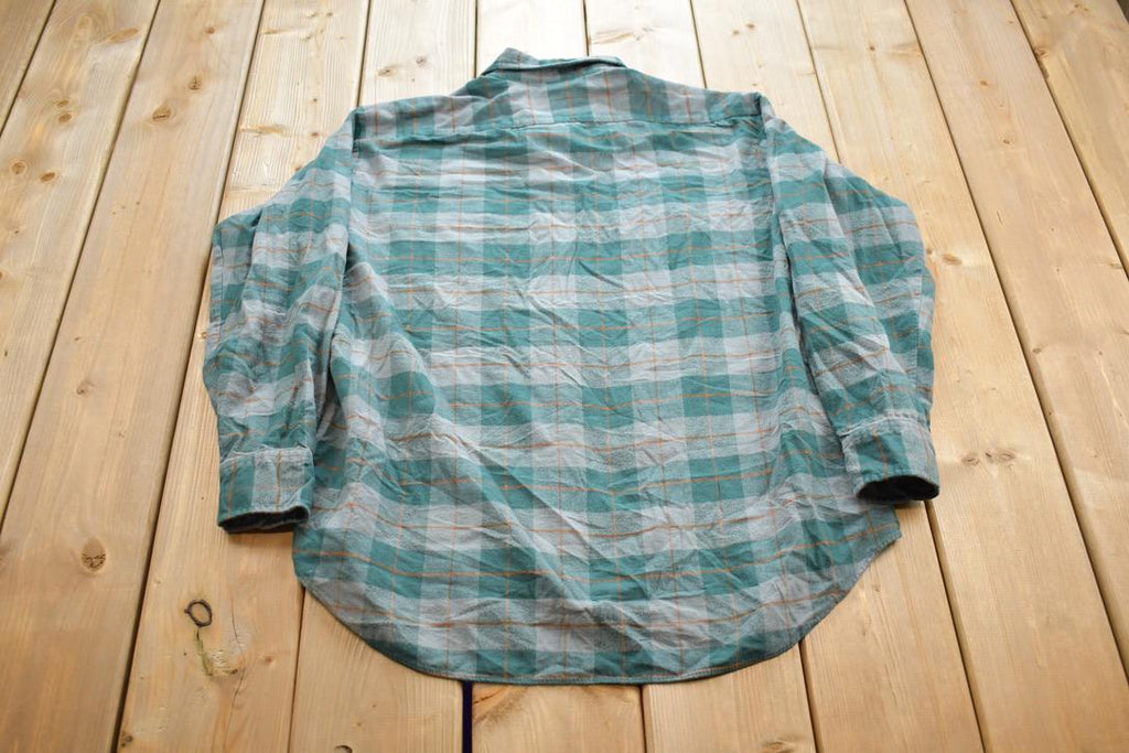 Vintage Y2K Higeae Plaid Button Up Flannel Cottage Shirt