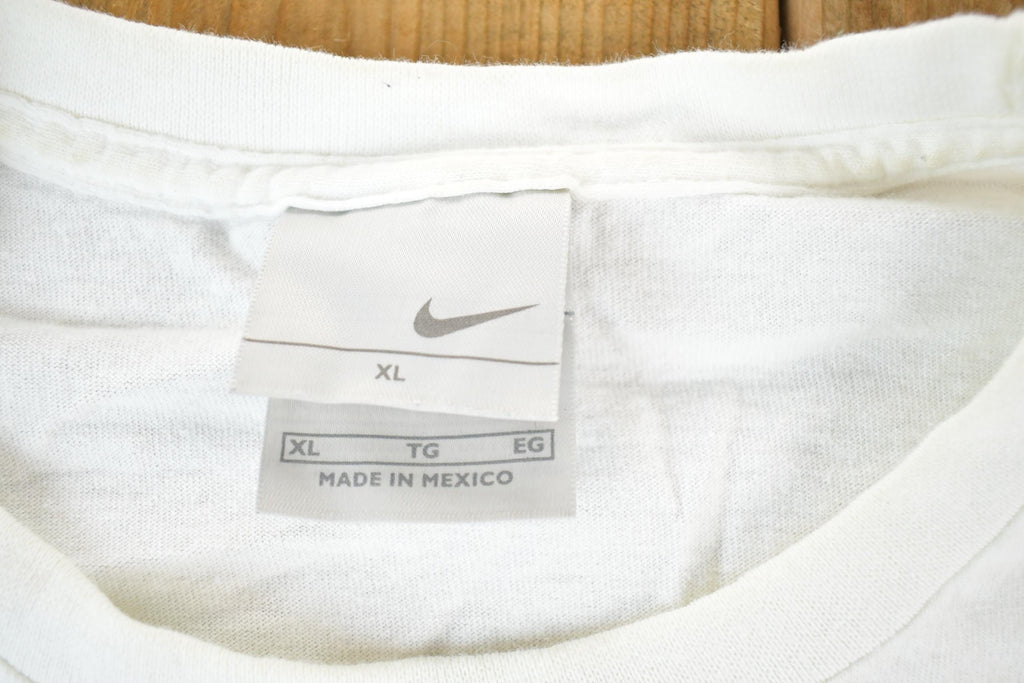 Vintage Y2K Nike Swoosh T-Shirt Men's L