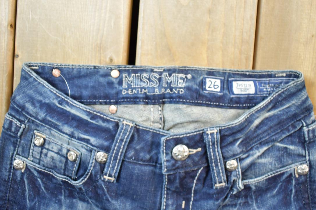 Vintage Y2K Miss Me Bedazzled Low Rise Jeans Size 26x31