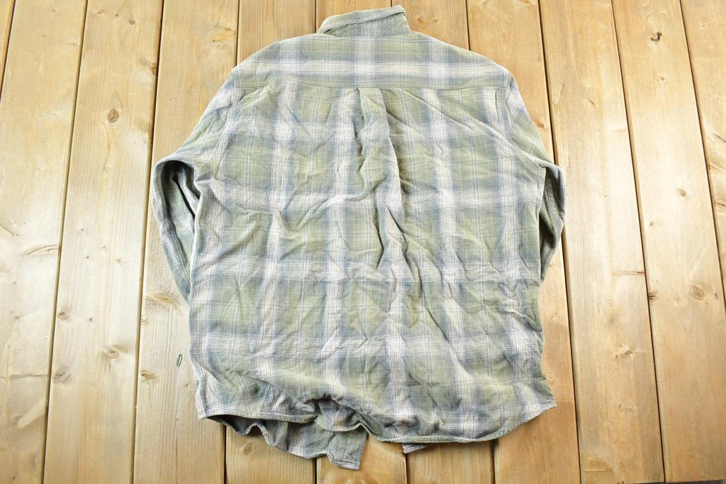 Vintage Y2K Carhartt Plaid Flannel Shirt - Heavyweight Workwear Medium