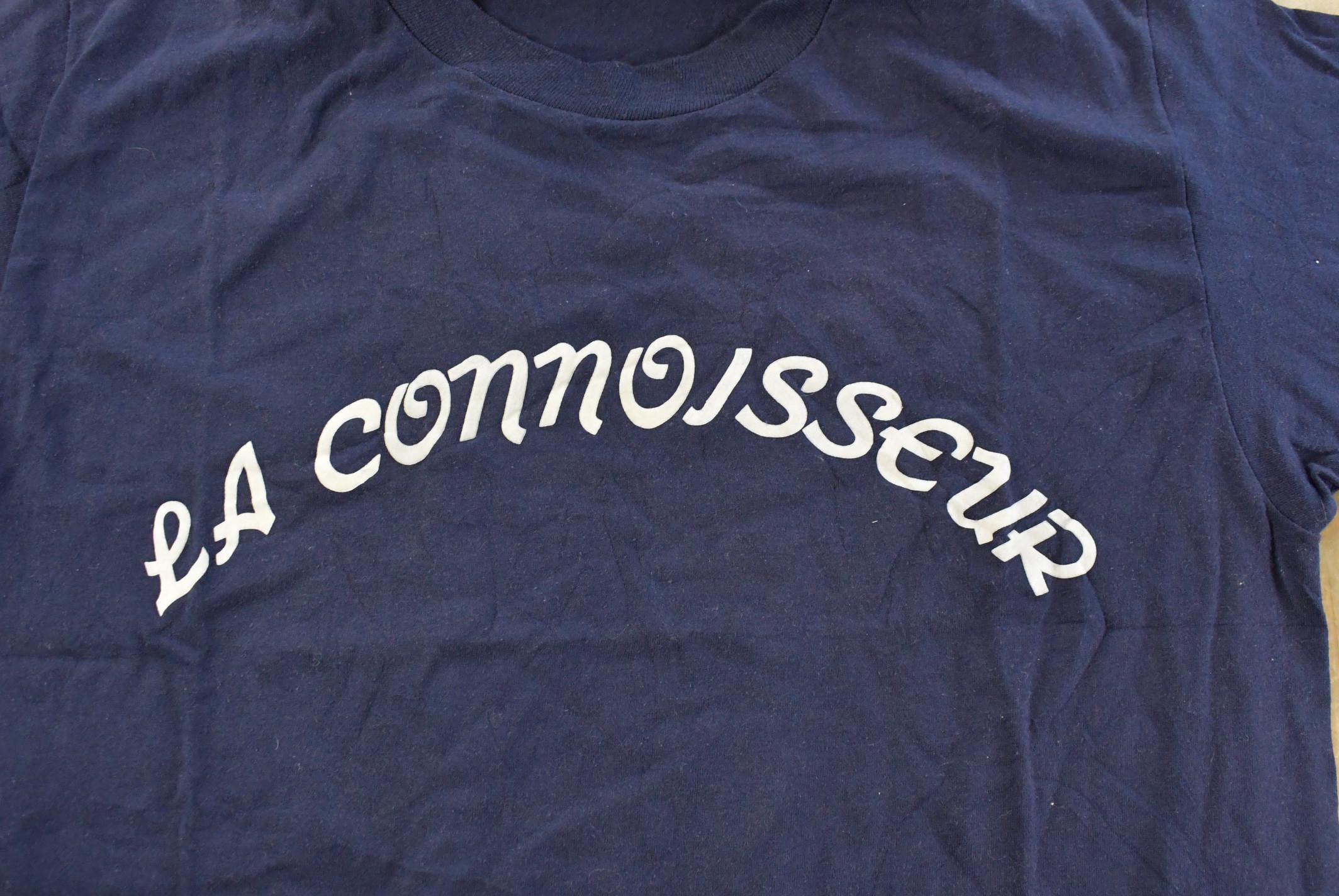 Vintage 1990s La Connoisseur Graphic T-Shirt Men's L / 90s T Shirt / Streetwear / Graphic Tee / Single Stitch / Made In USA