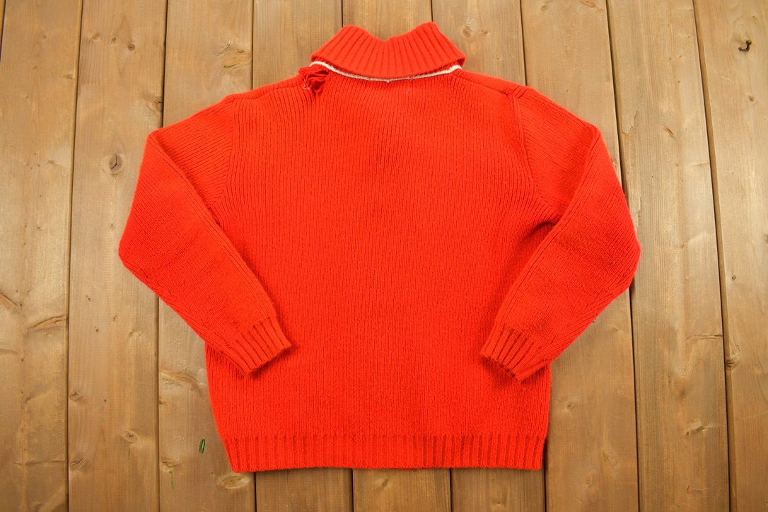 Vintage 1950s Red Collared Cardigan Knit Sweater / Outdoor / Winter Theme / Wool Pullover Sweatshirt / Outerwear / True Vintage