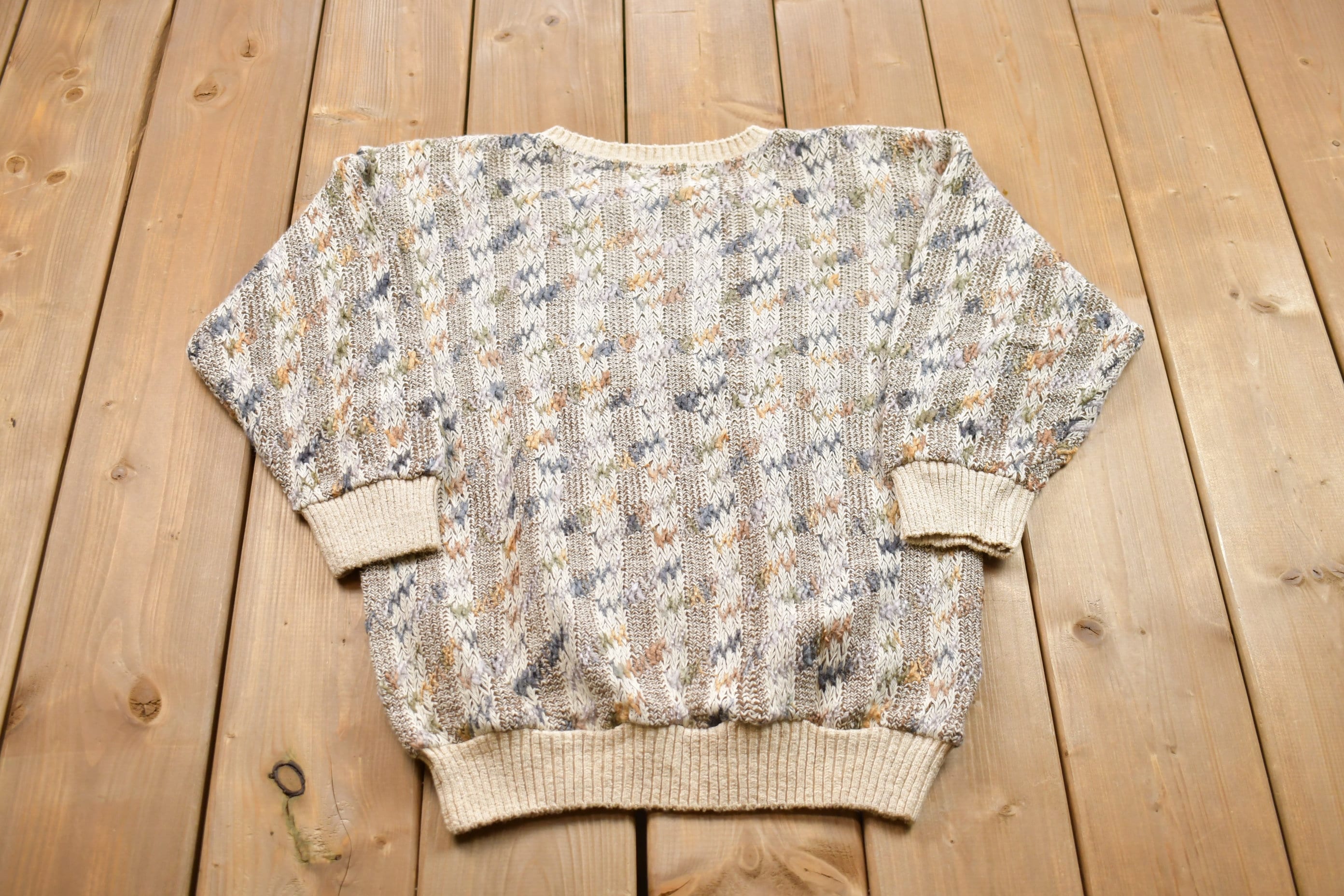 Vintage 1990s Knitted Patterned Crewneck Sweater /