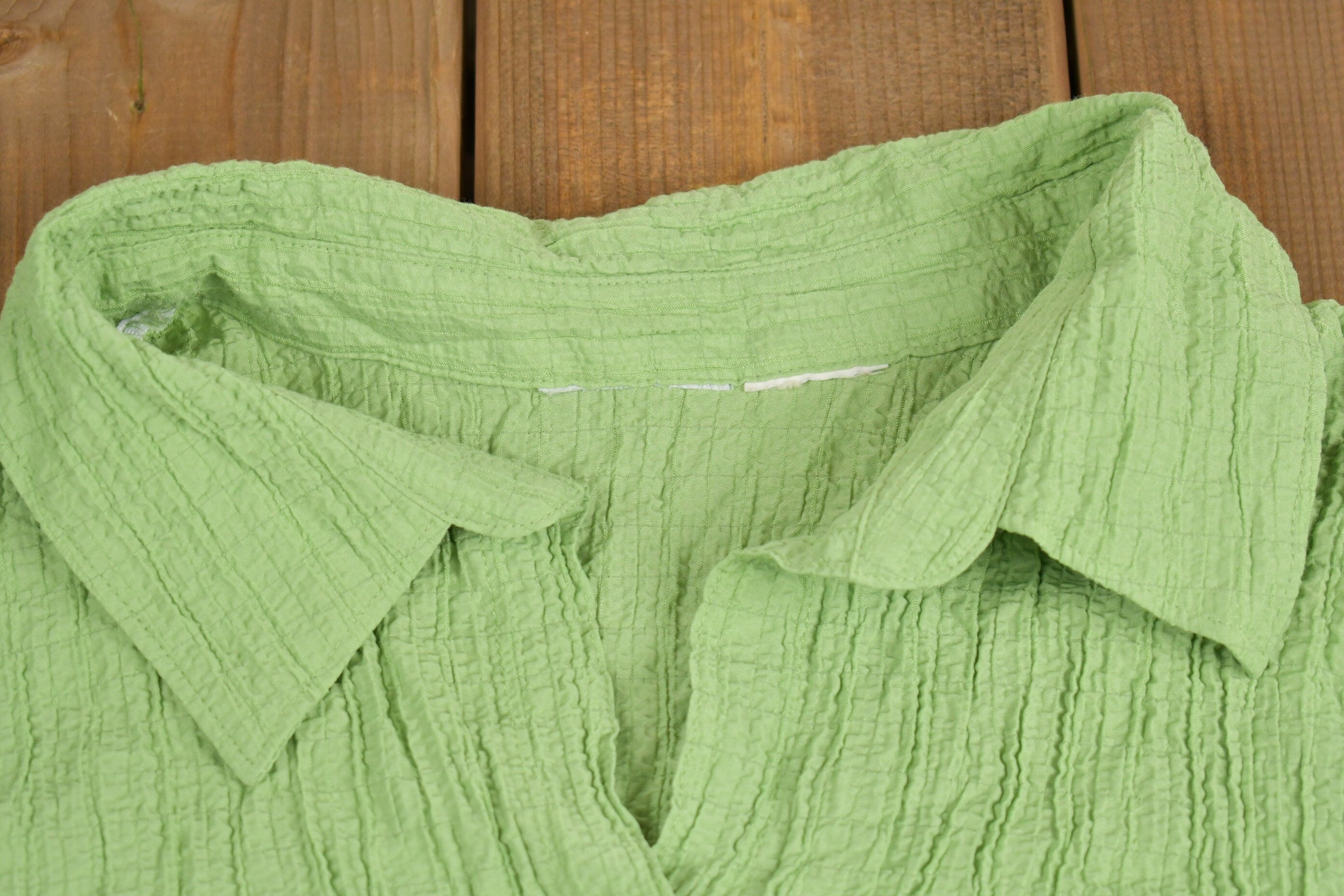 Vintage 1990s Blank Green Button Up Shirt